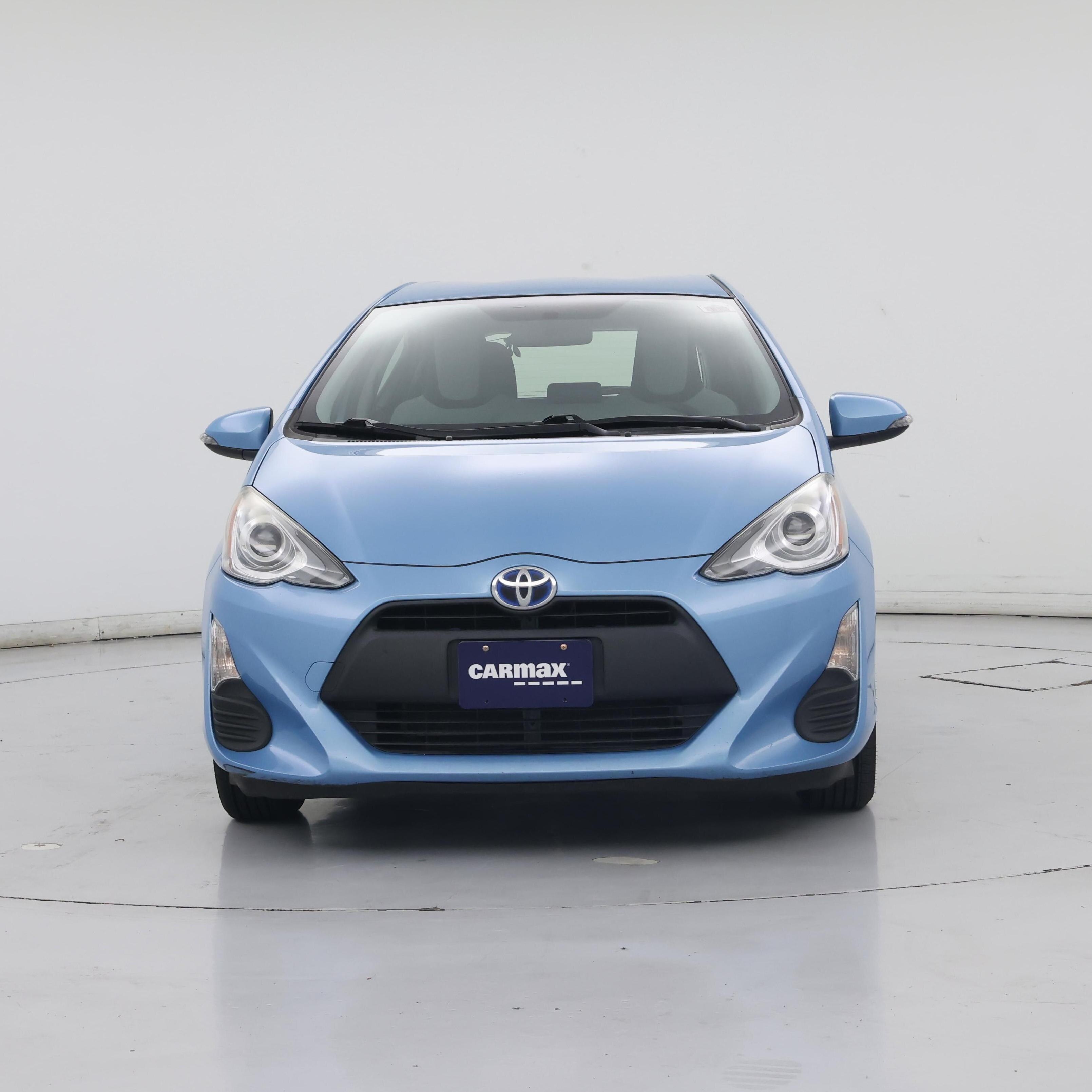 Thumbnail: 2016 Toyota Prius c - 5