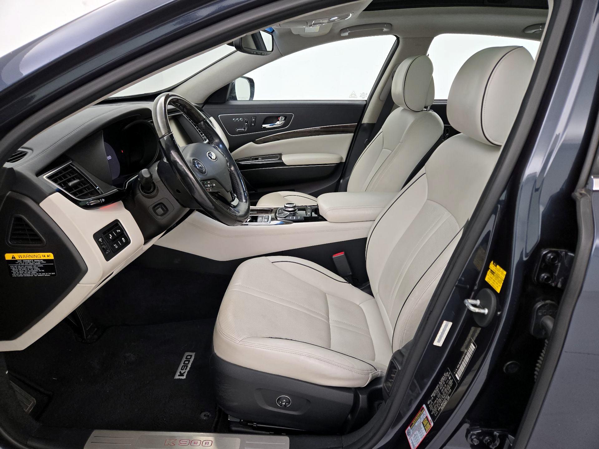 Thumbnail: 2015 Kia K900 - 11