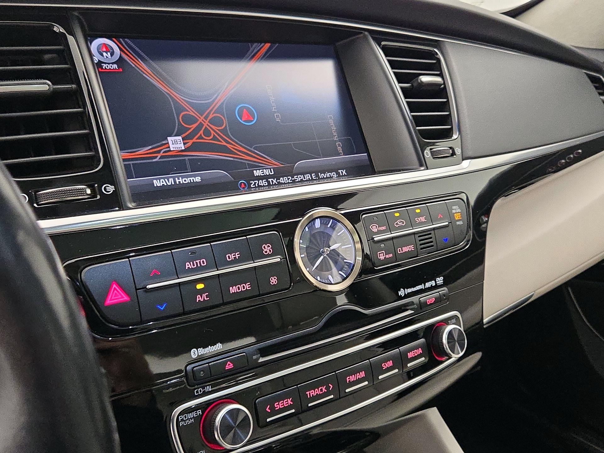 Thumbnail: 2015 Kia K900 - 17