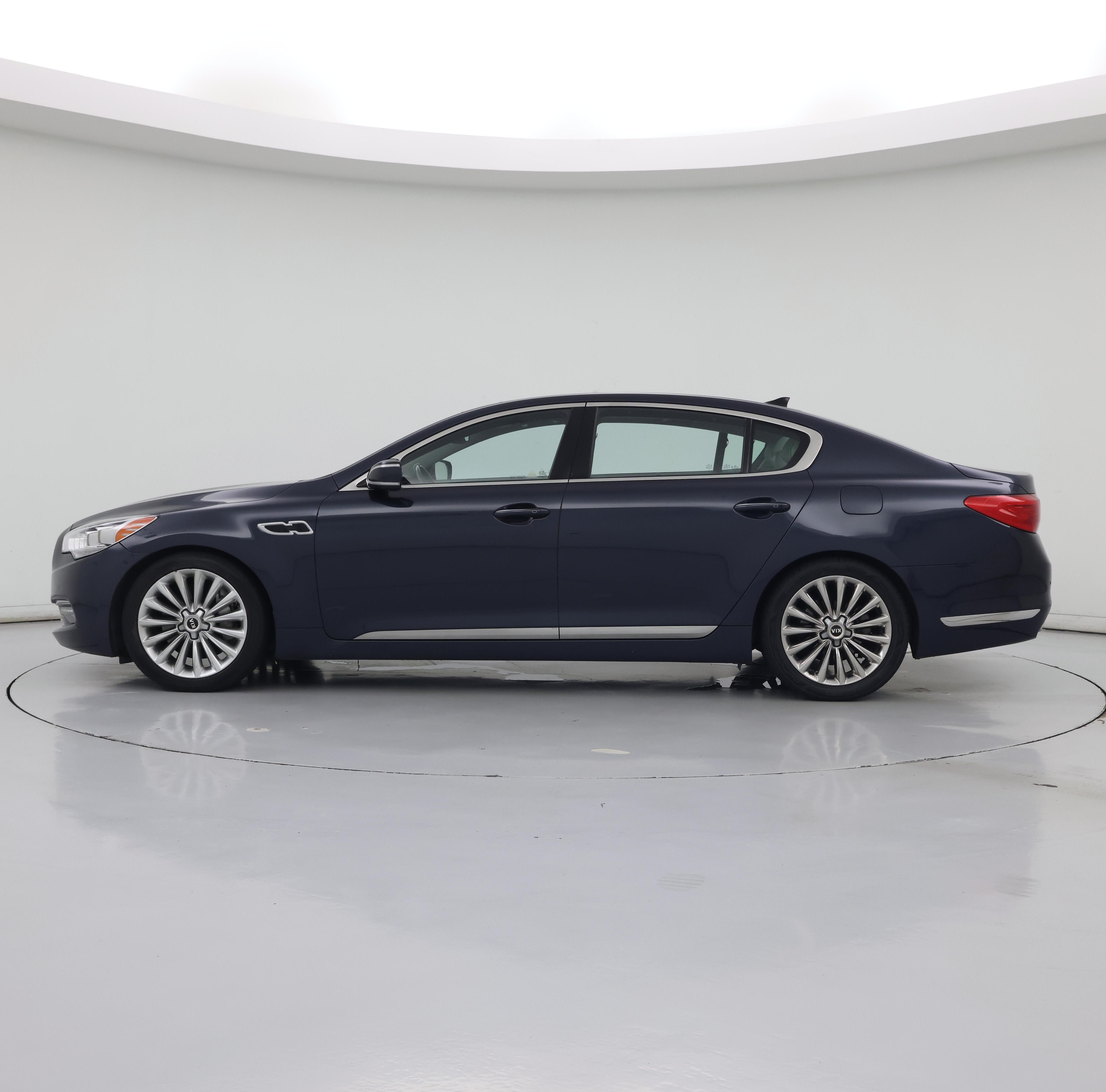 Thumbnail: 2015 Kia K900 - 3