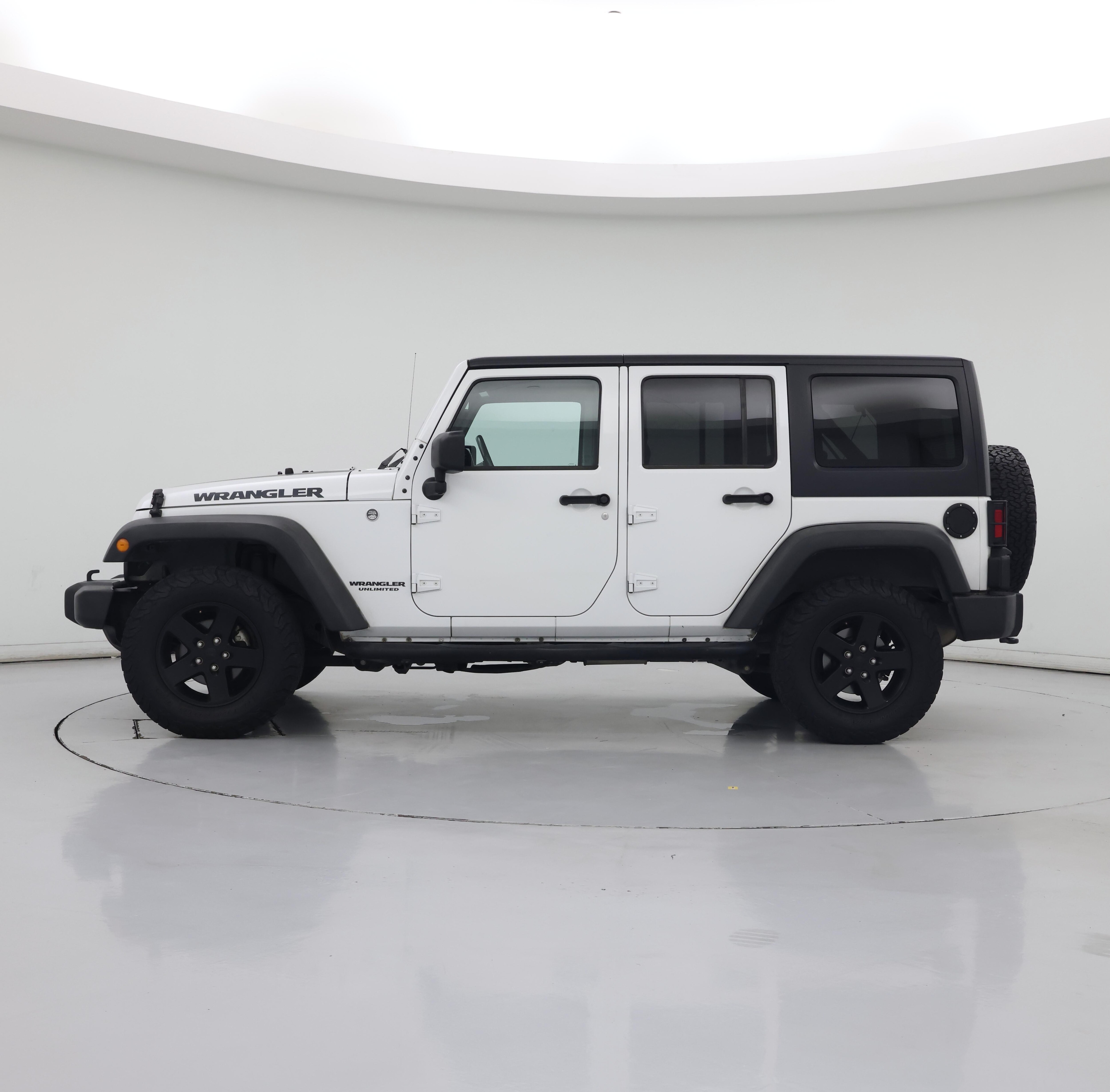 Thumbnail: 2017 Jeep Wrangler - 3