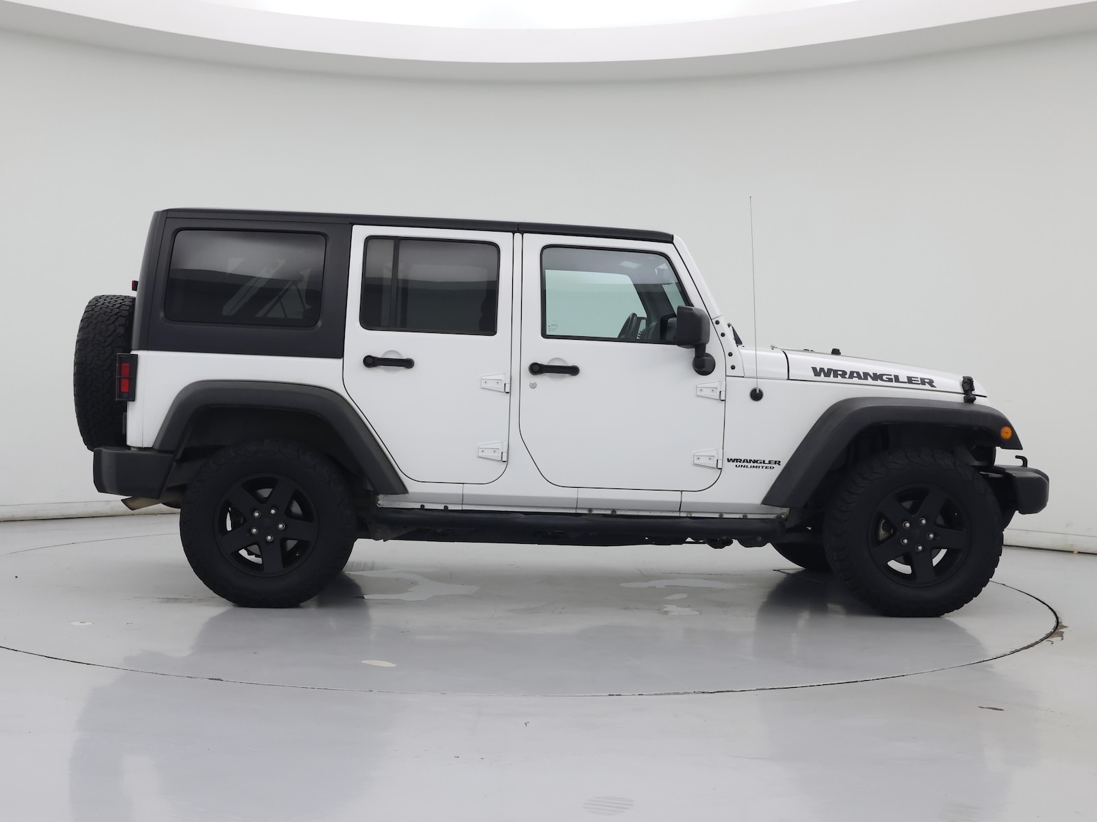 2017 Jeep Wrangler Unlimited Big Bear - Photo 8