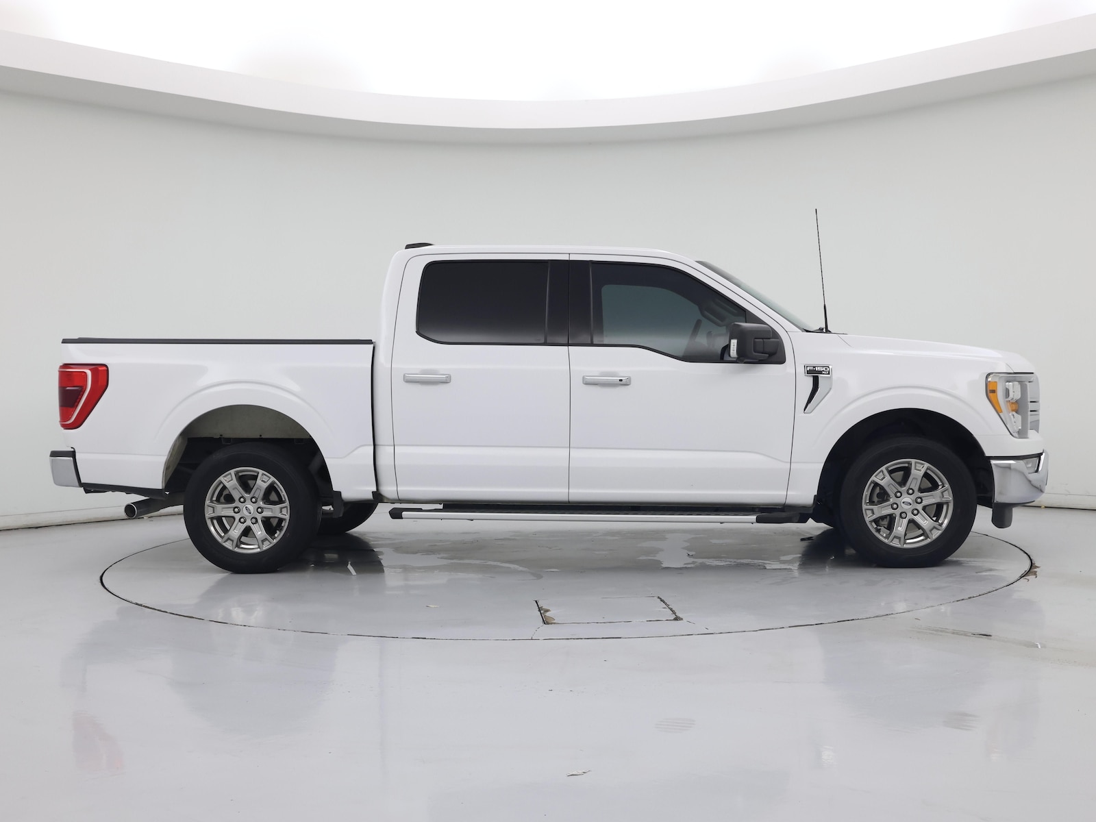 2022 Ford F-150 XLT - Photo 8