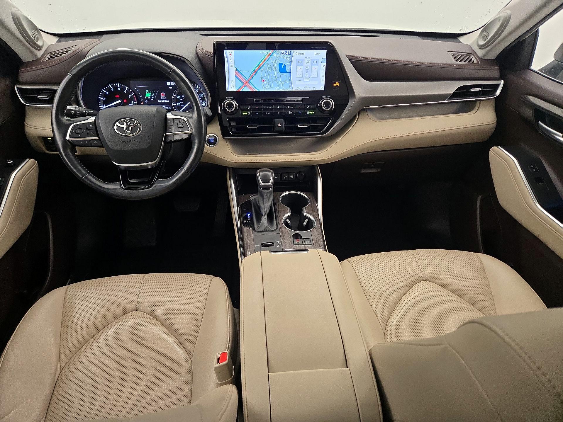 Thumbnail: 2020 Toyota Highlander - 9