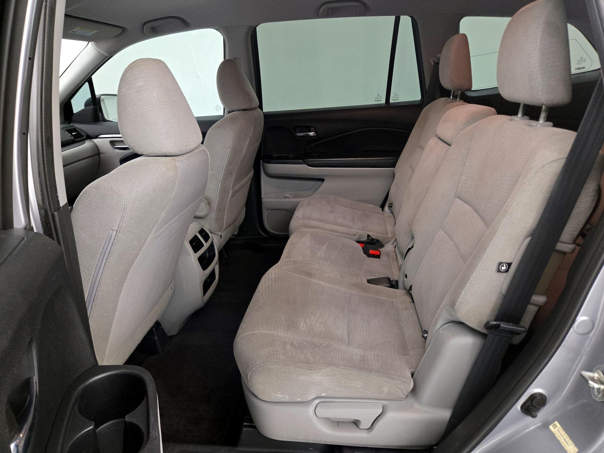 Thumbnail: 2016 Honda Pilot - 19