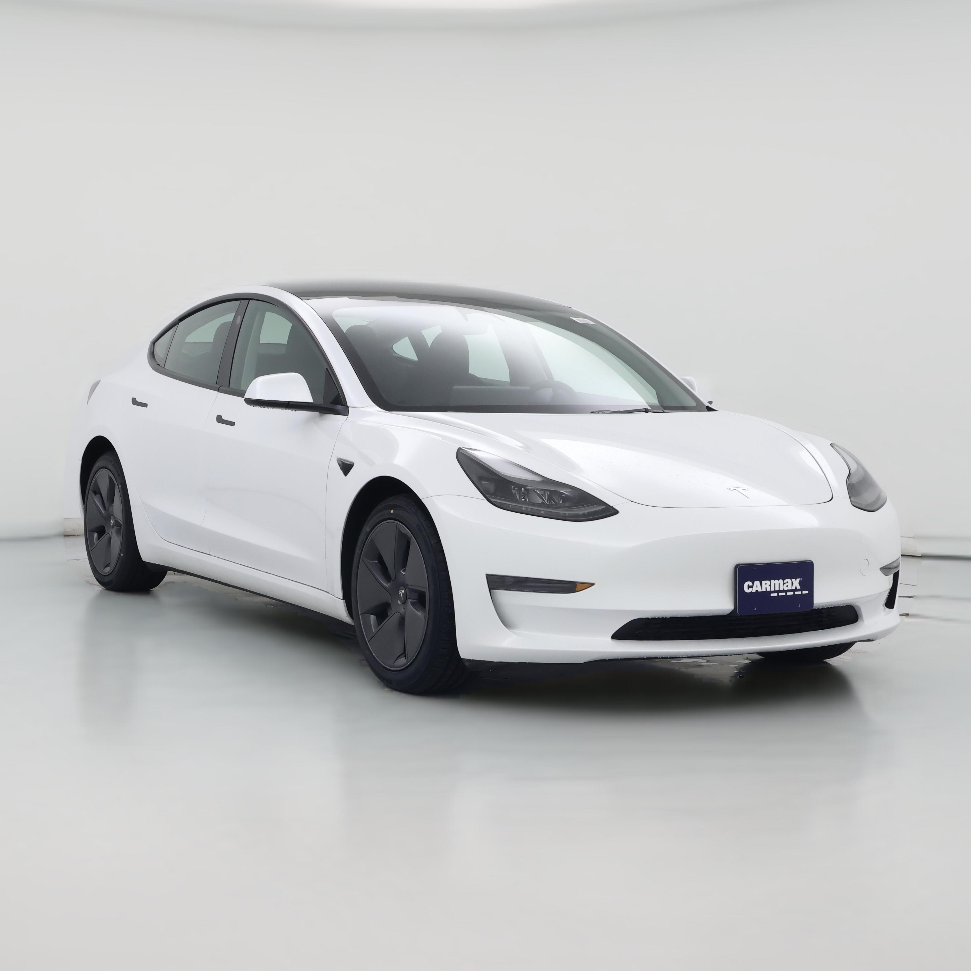 Thumbnail: 2023 Tesla Model 3 - 1