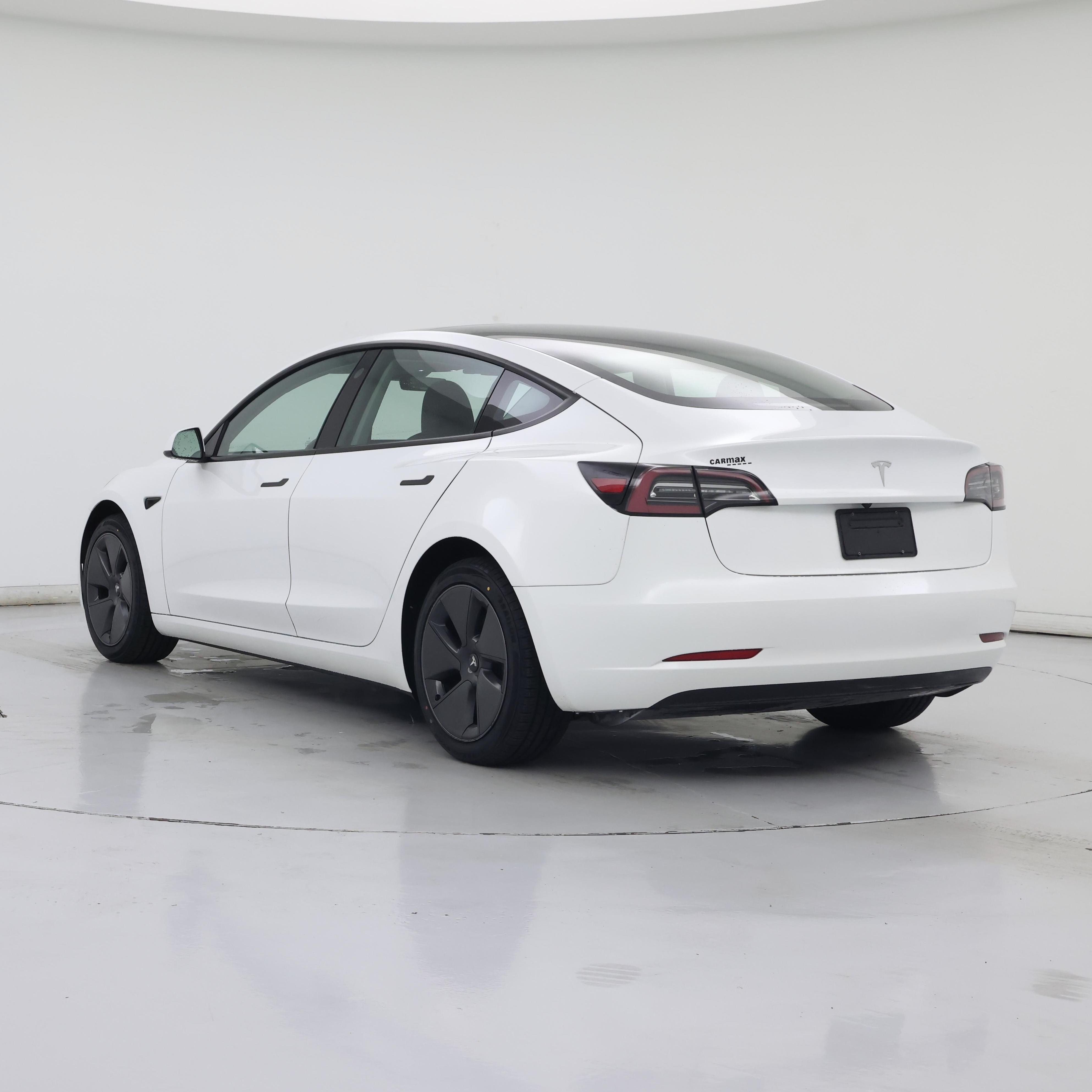 Thumbnail: 2023 Tesla Model 3 - 2