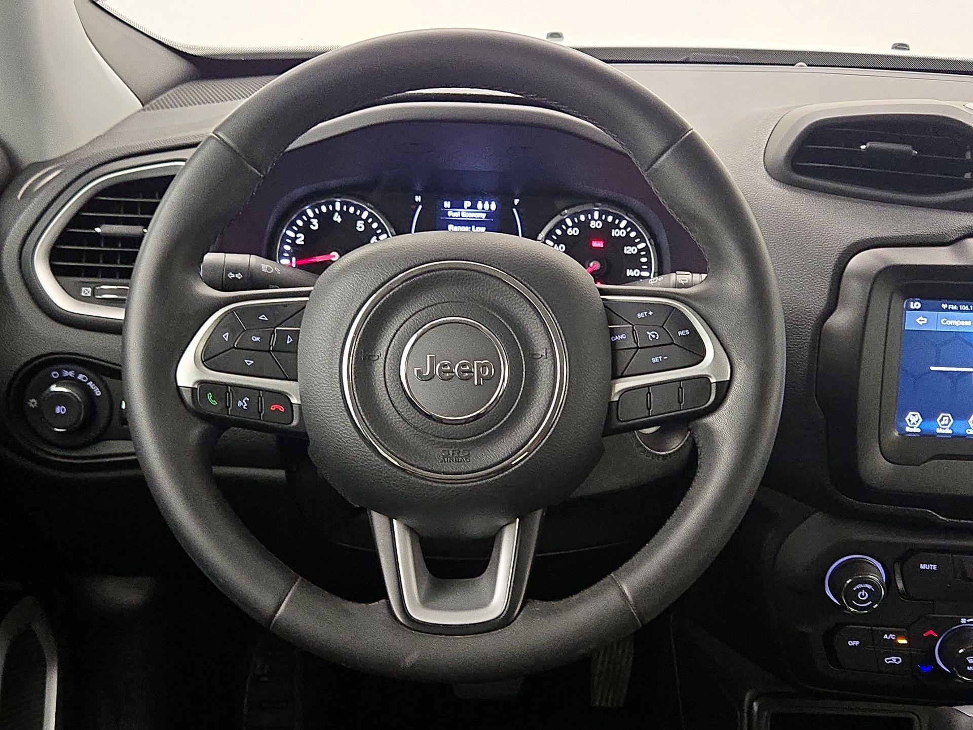 Thumbnail: 2019 Jeep Renegade - 10
