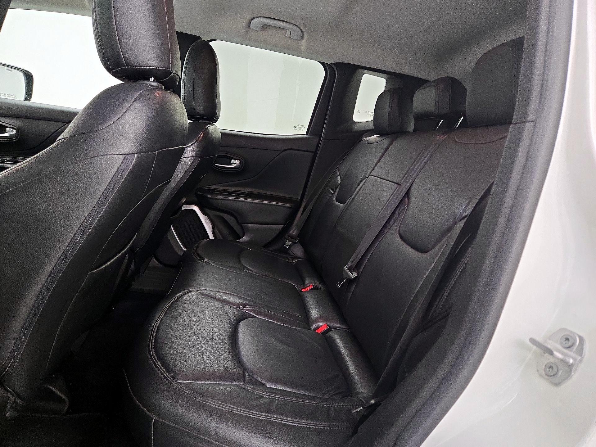 Thumbnail: 2019 Jeep Renegade - 19