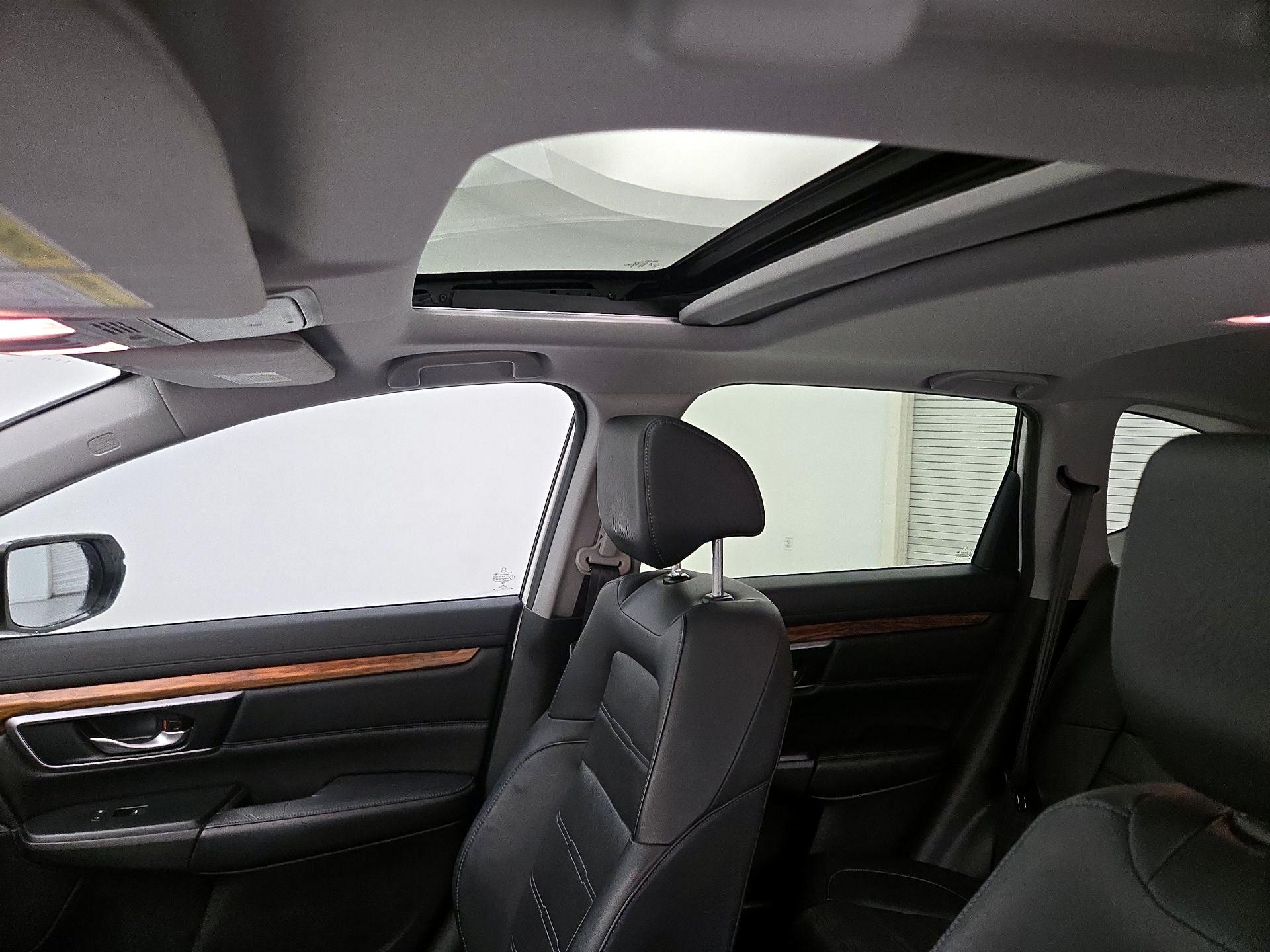 Thumbnail: 2017 Honda CR-V - 19