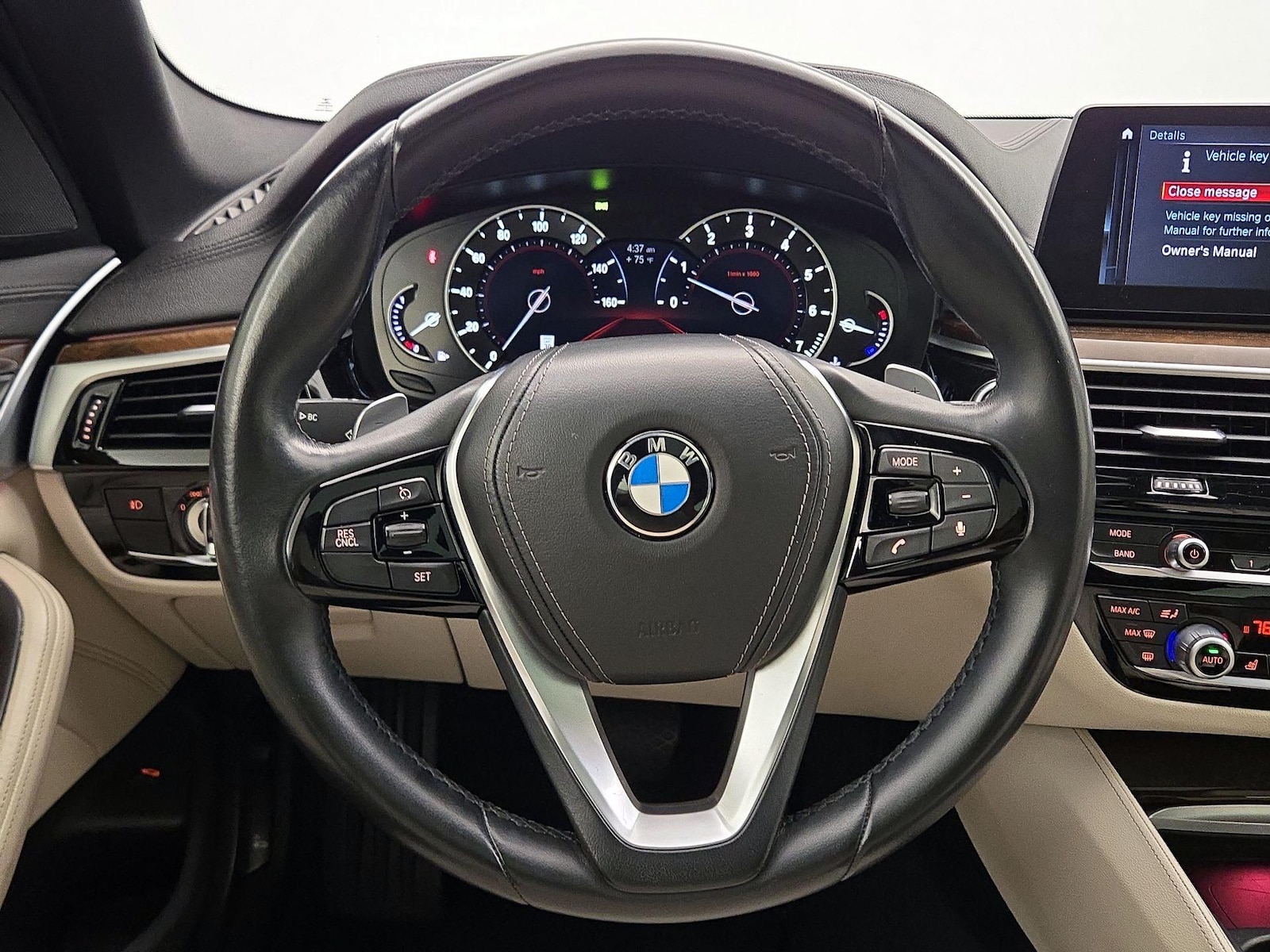 2017 BMW 5 Series 540i - Photo 11