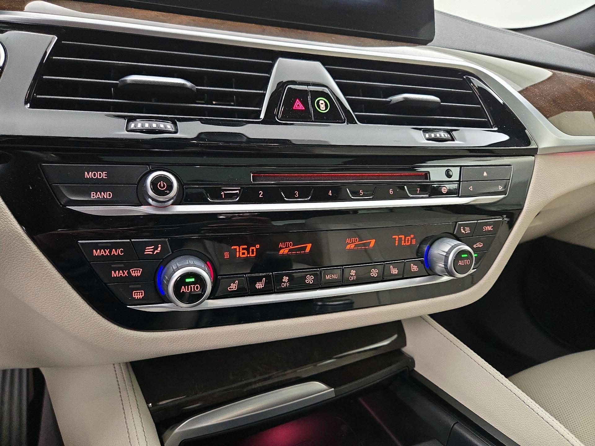Thumbnail: 2017 BMW 5 Series - 17