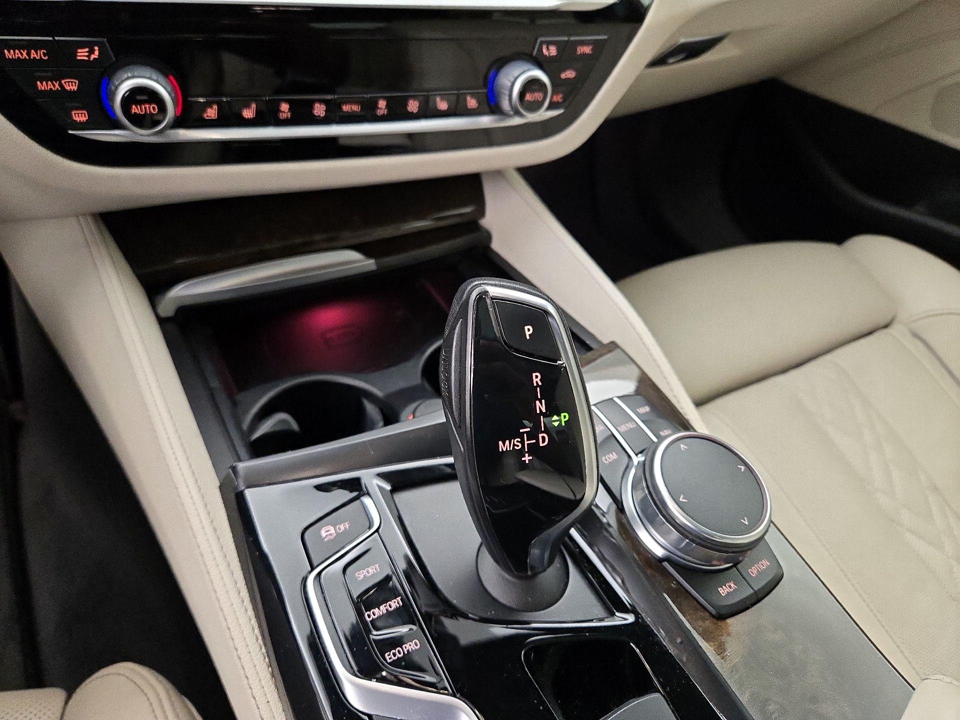 Thumbnail: 2017 BMW 5 Series - 18