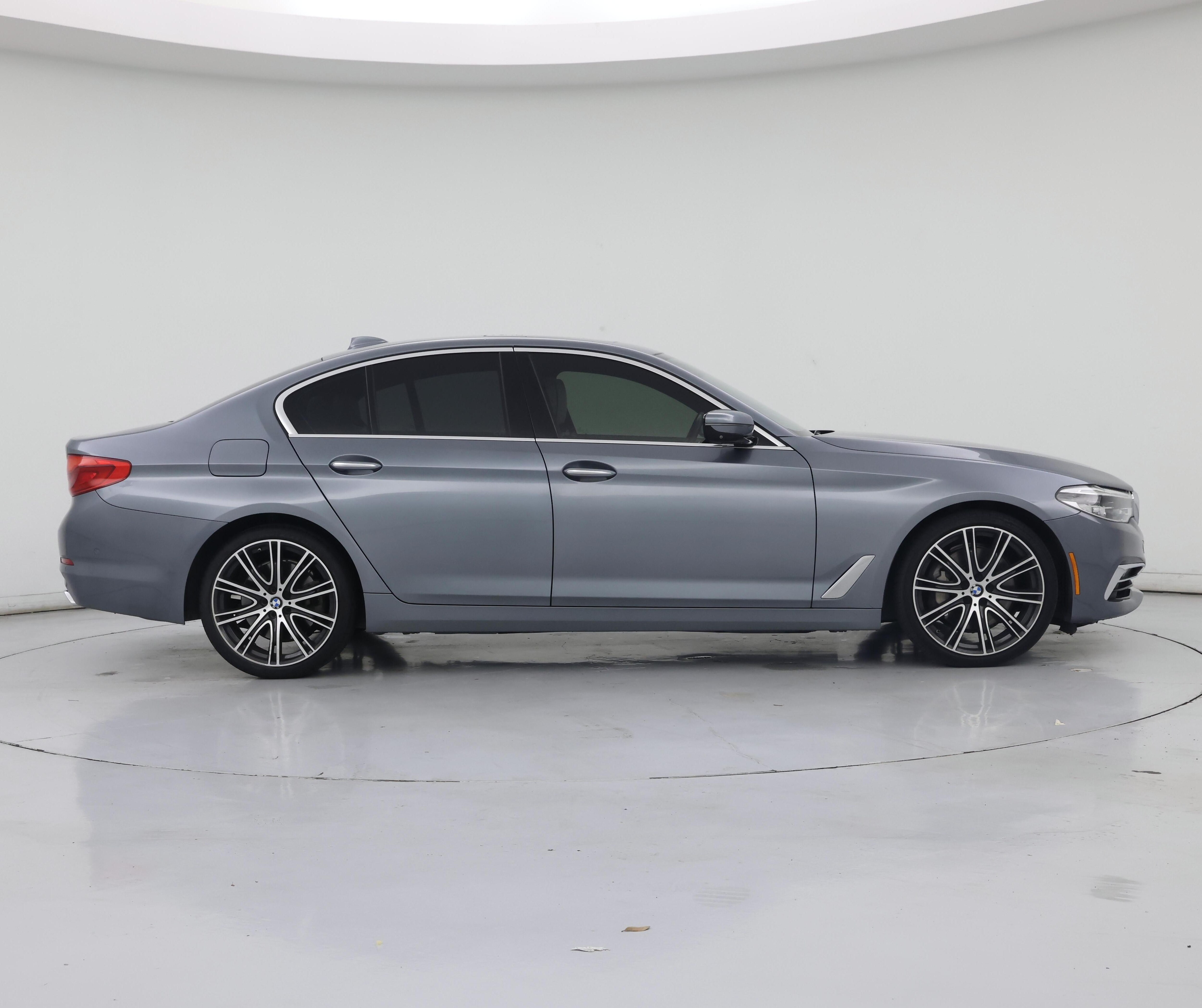 Thumbnail: 2017 BMW 5 Series - 7