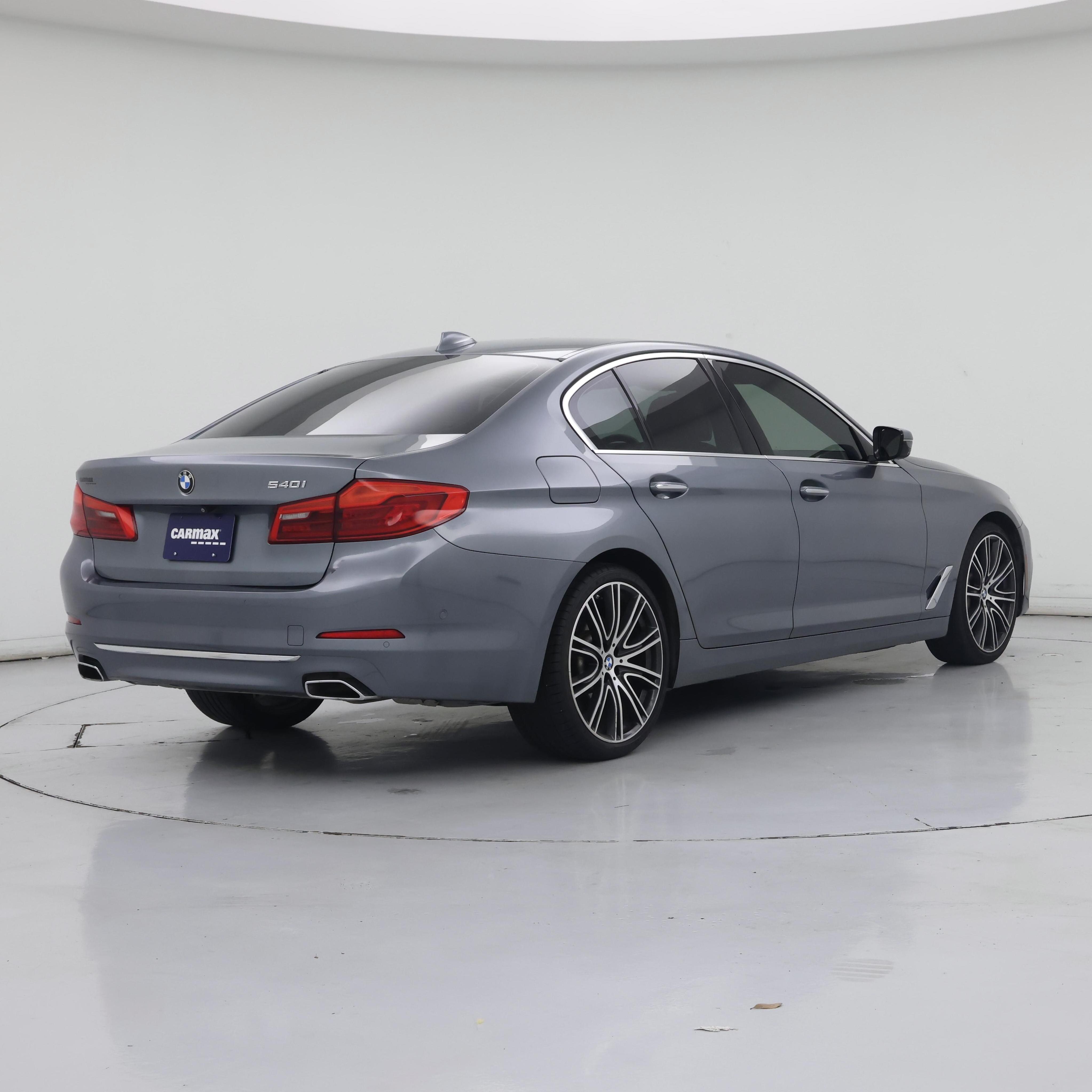 Thumbnail: 2017 BMW 5 Series - 8