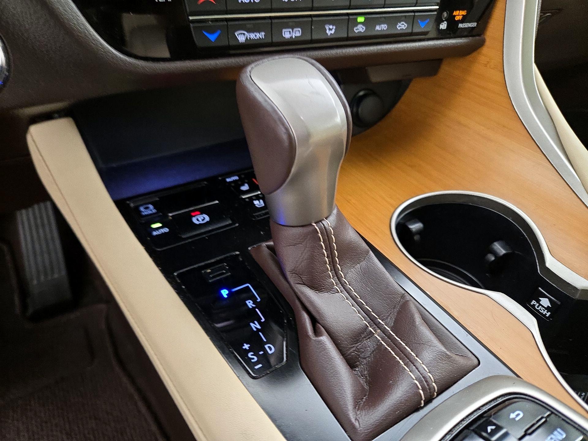 Thumbnail: 2019 Lexus RX - 18