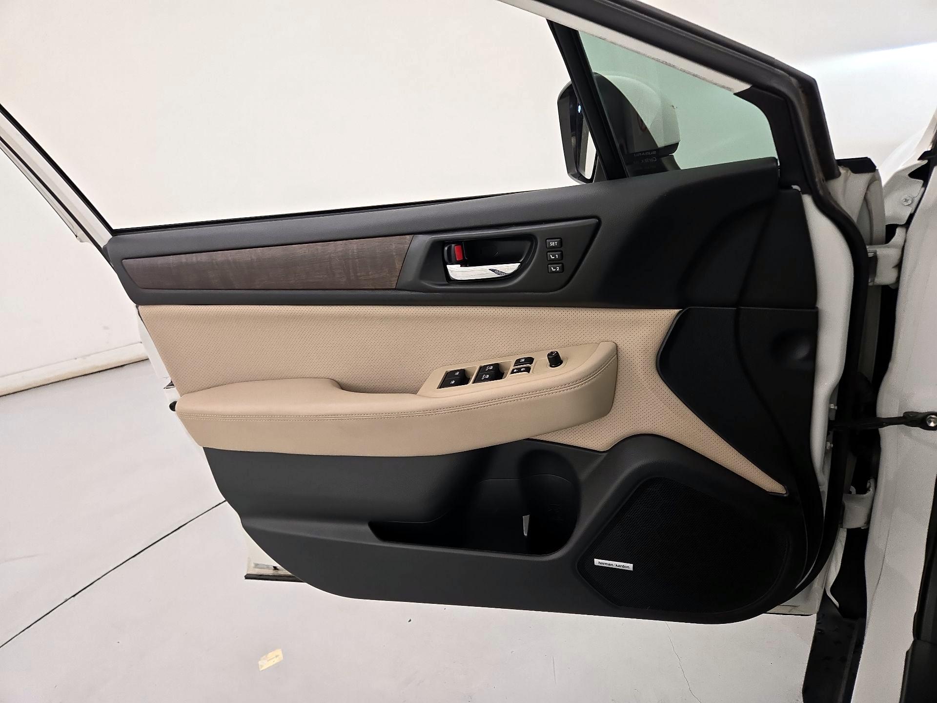 Thumbnail: 2016 Subaru Outback - 12