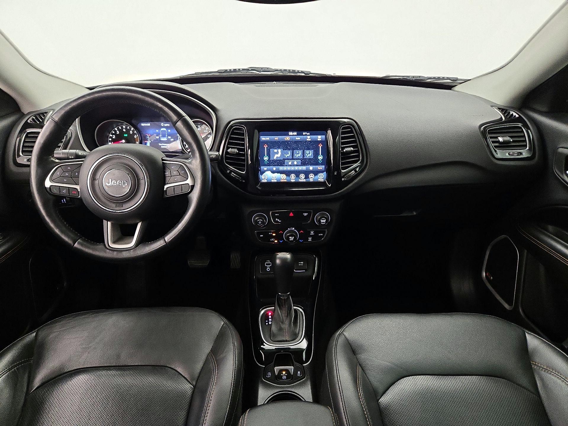 Thumbnail: 2018 Jeep Compass - 9