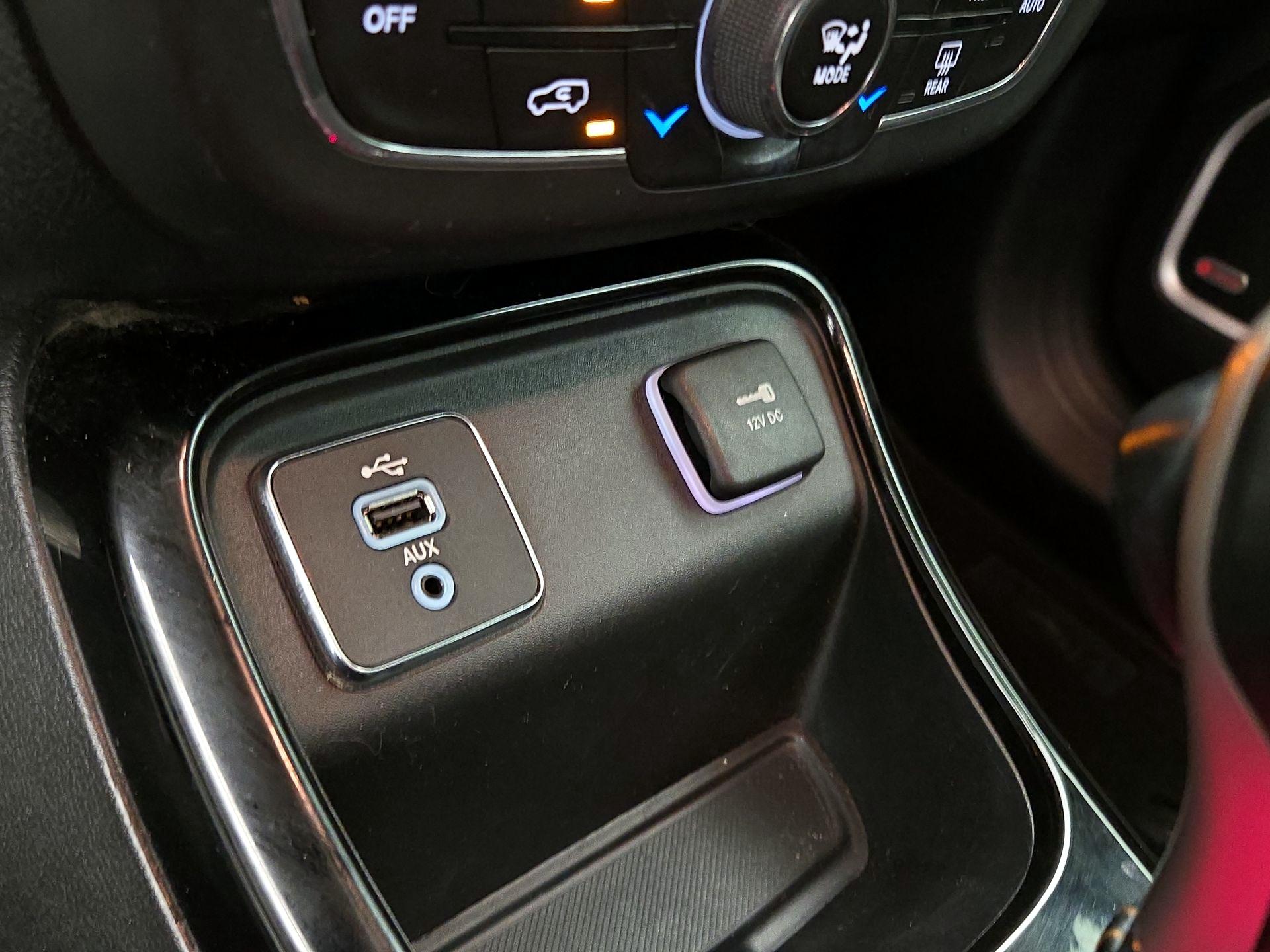Thumbnail: 2018 Jeep Compass - 19