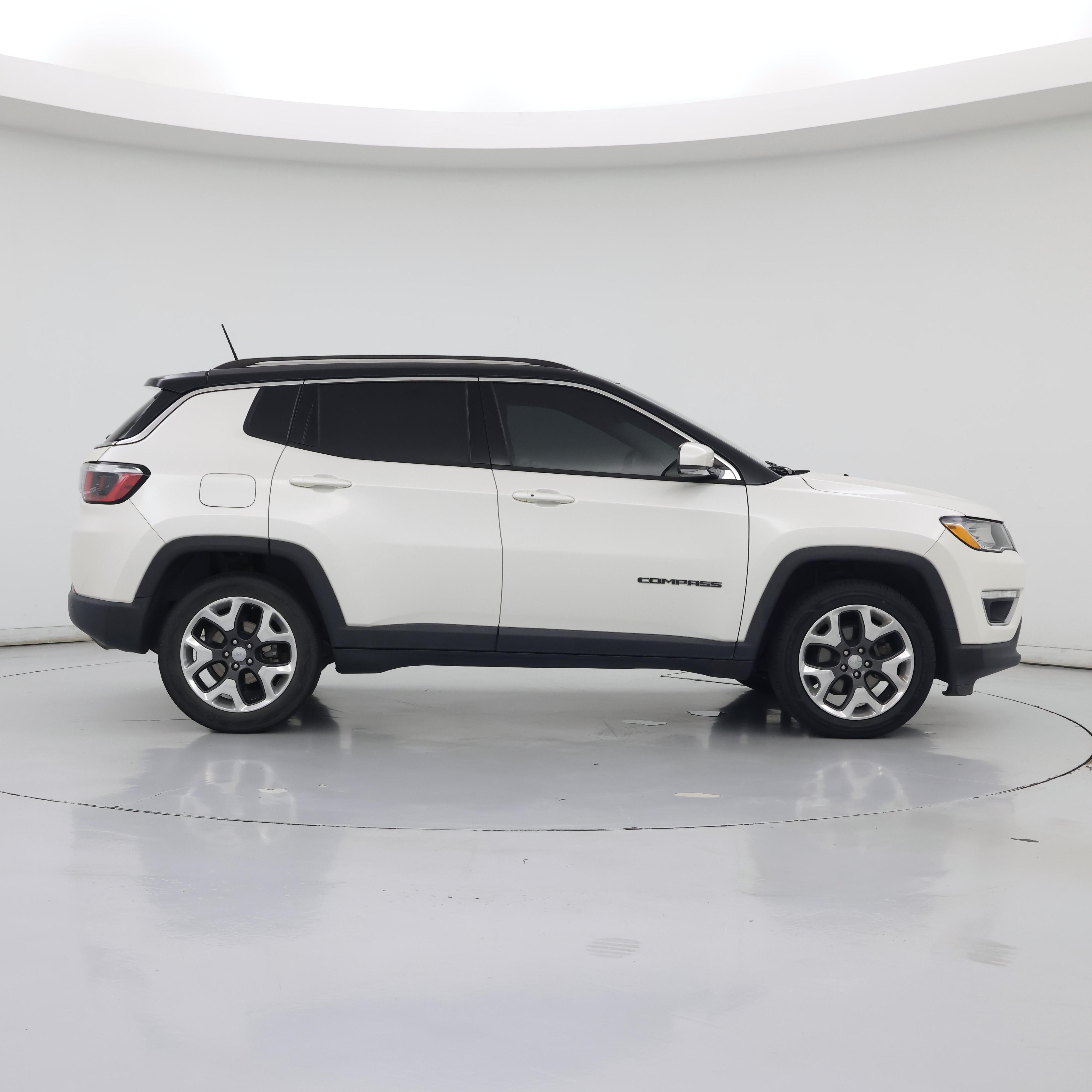 Thumbnail: 2018 Jeep Compass - 7
