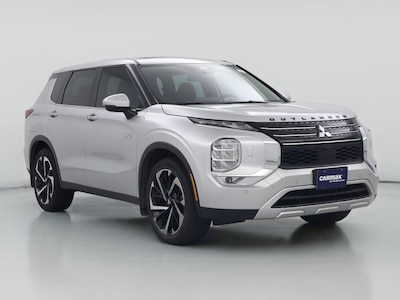 2023 Mitsubishi Outlander Plug in Hybrid SE
