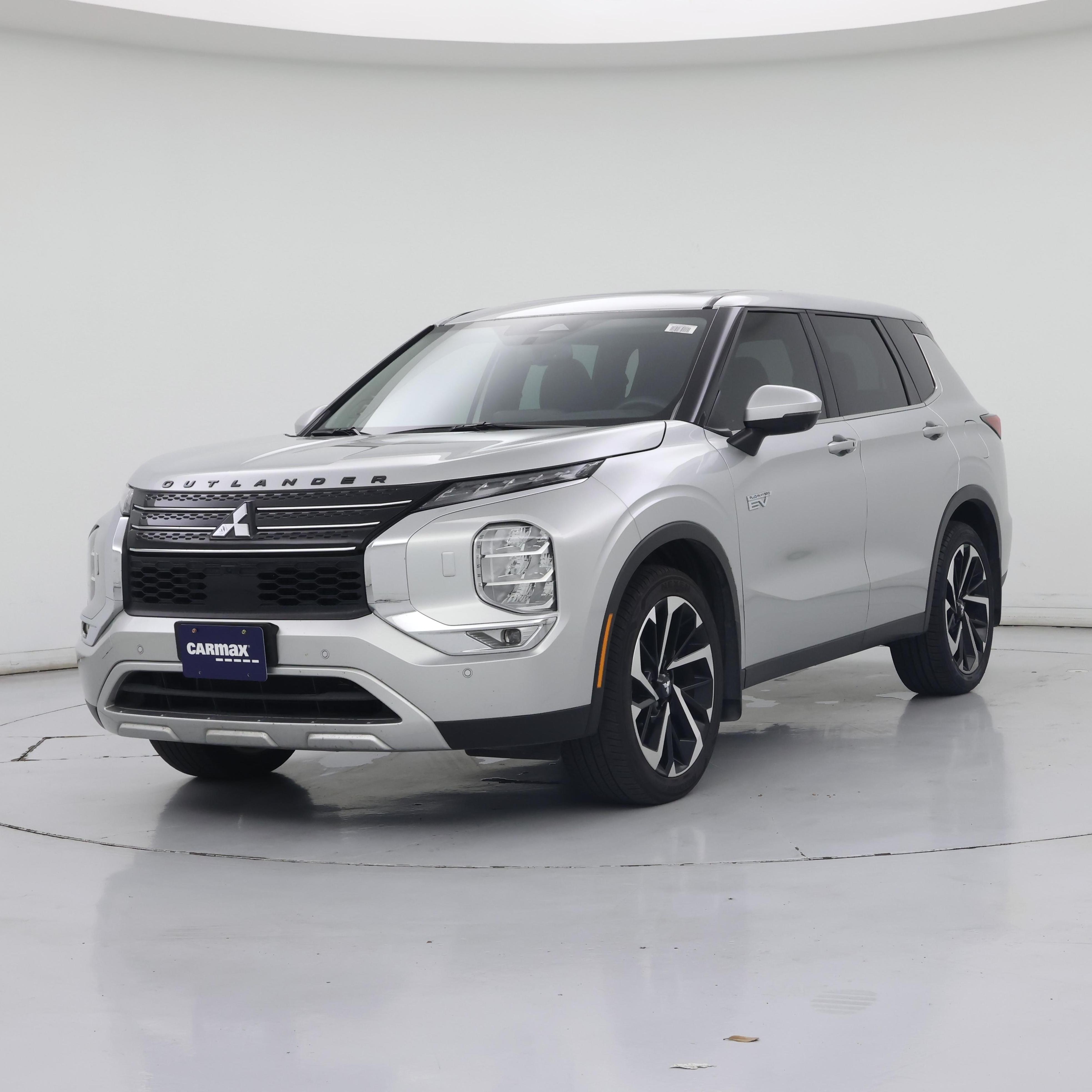 Thumbnail: 2023 Mitsubishi Outlander - 4