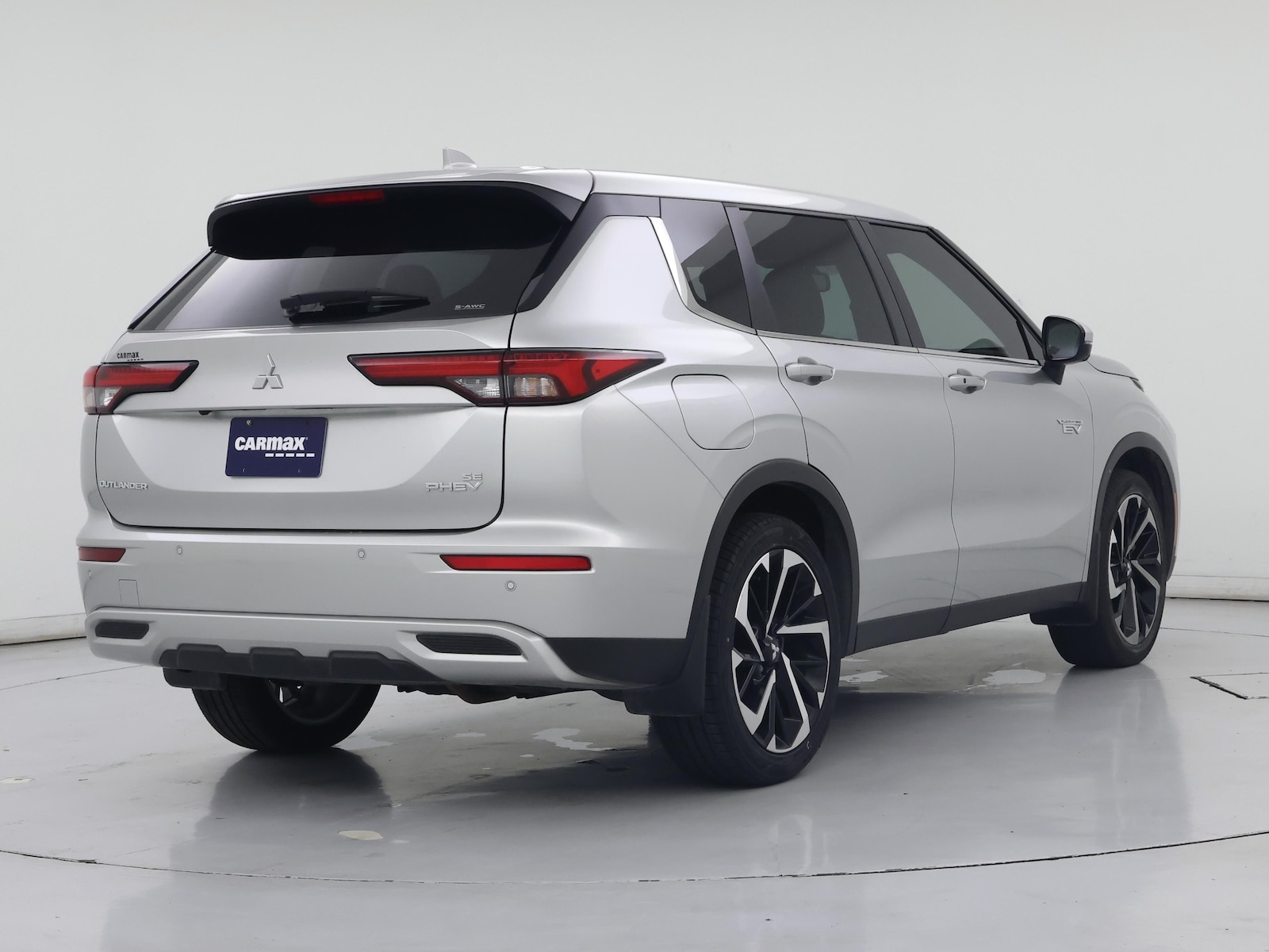 2023 Mitsubishi Outlander Plug-In Hybrid SE - Photo 9