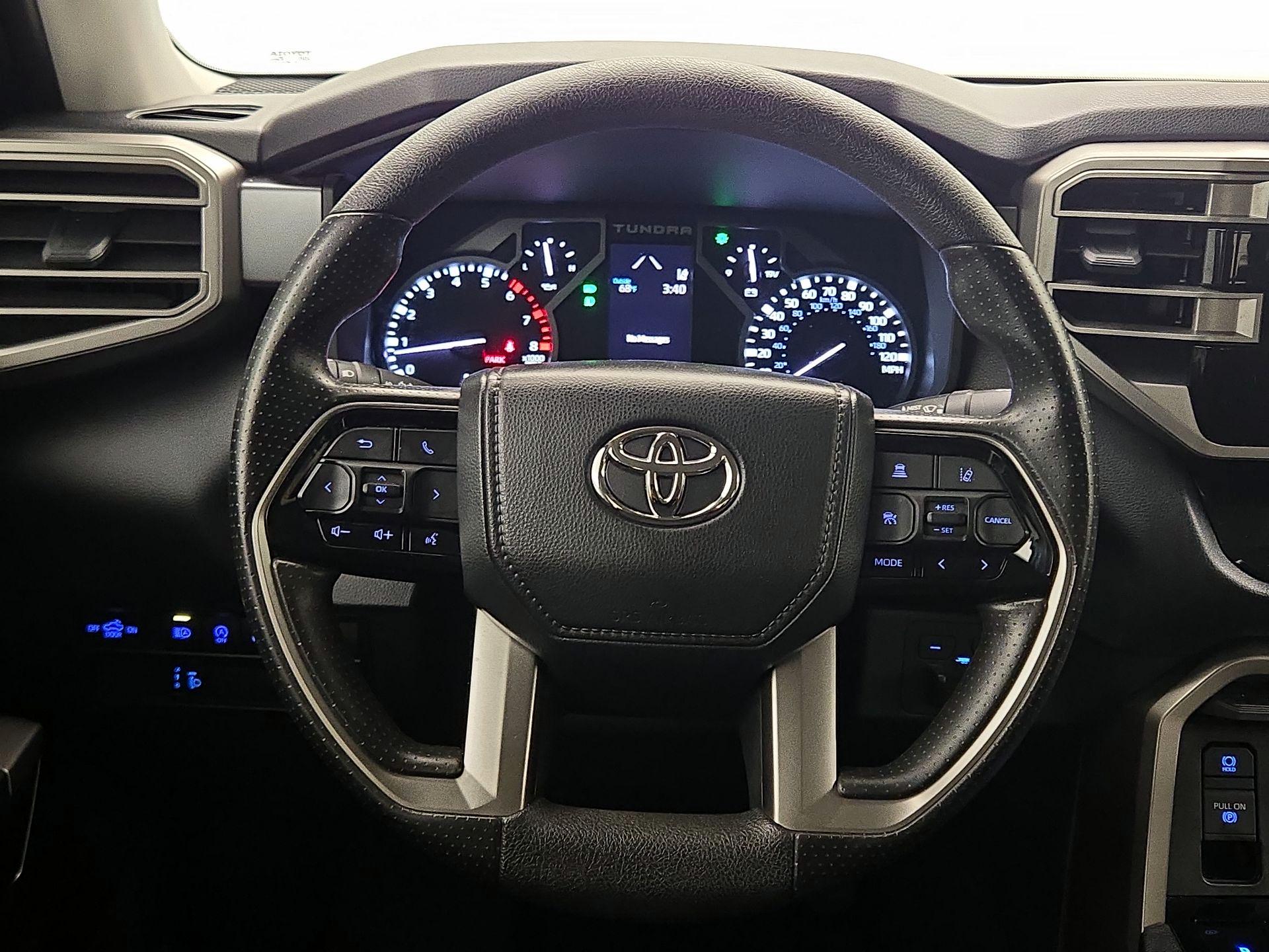 Thumbnail: 2023 Toyota Tundra - 10