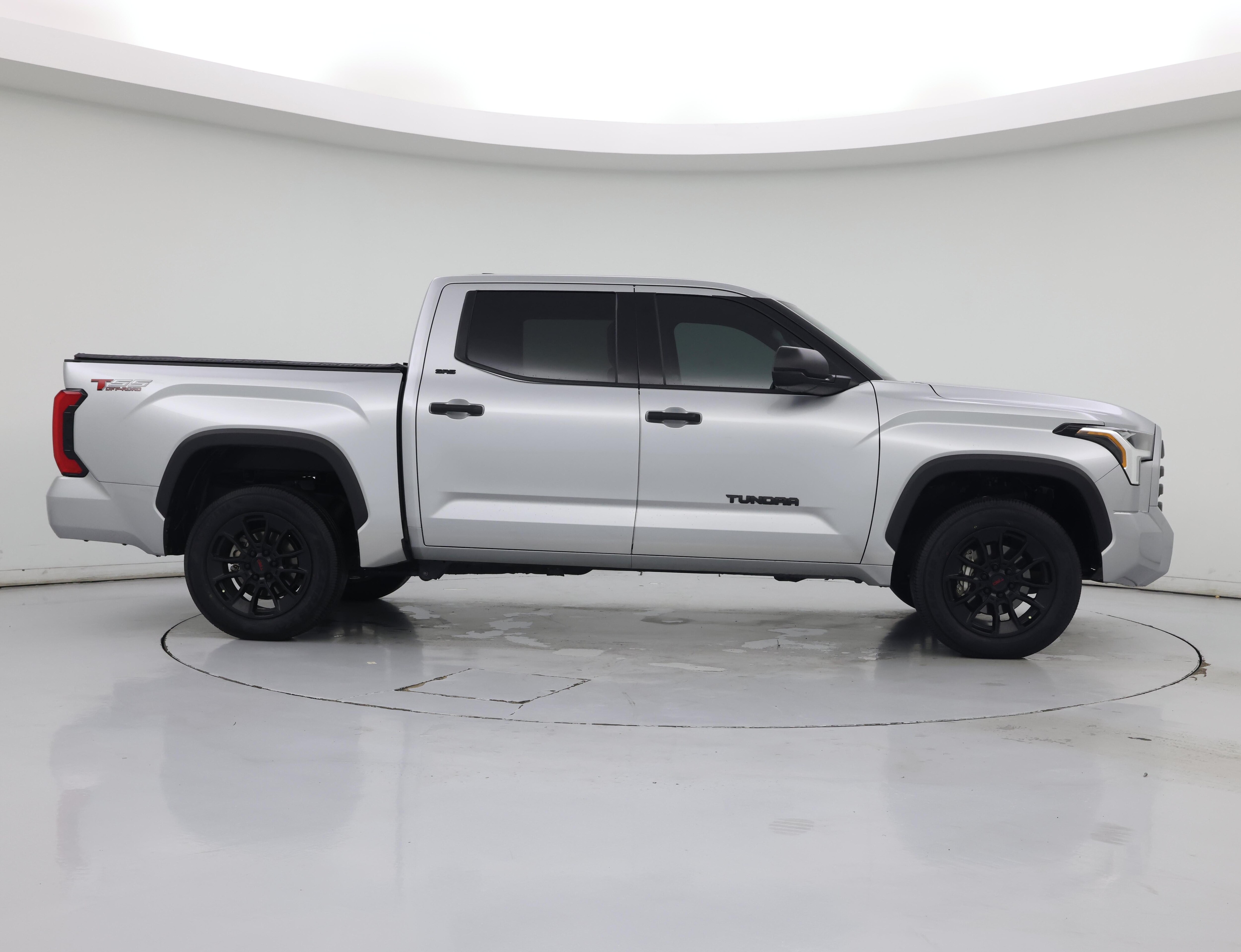Thumbnail: 2023 Toyota Tundra - 7