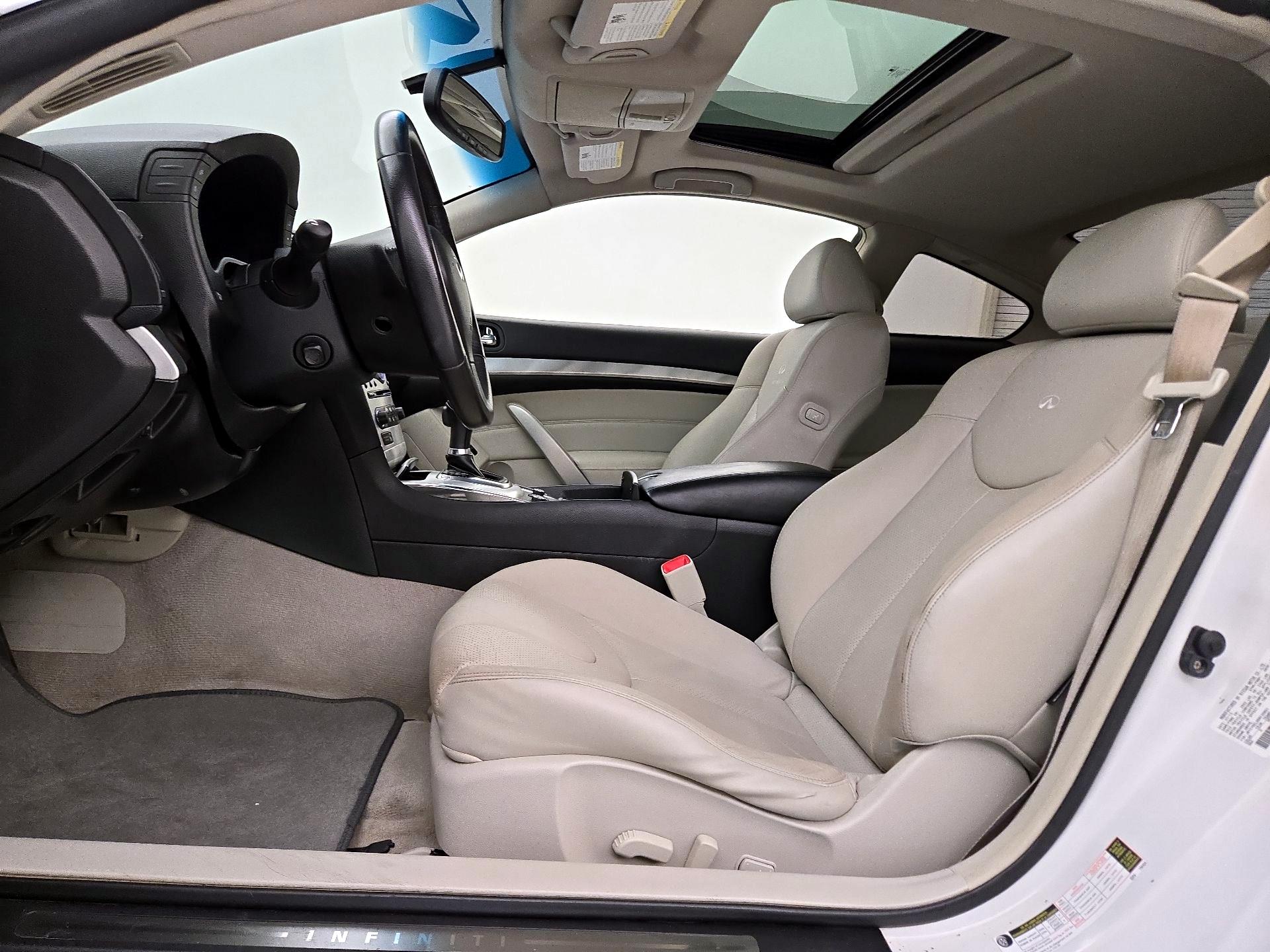 Thumbnail: 2014 INFINITI Q60 - 11