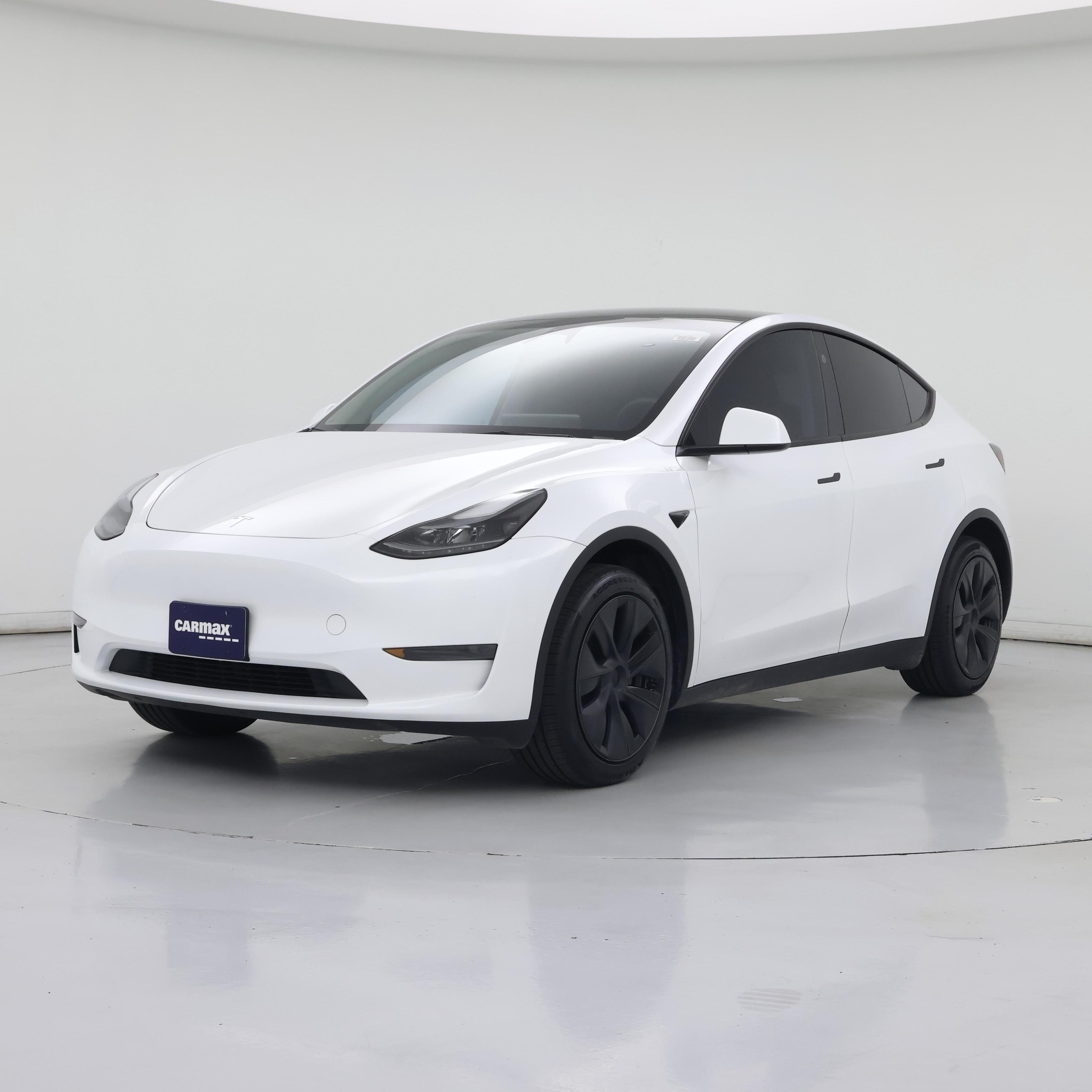 Thumbnail: 2024 Tesla Model Y - 4