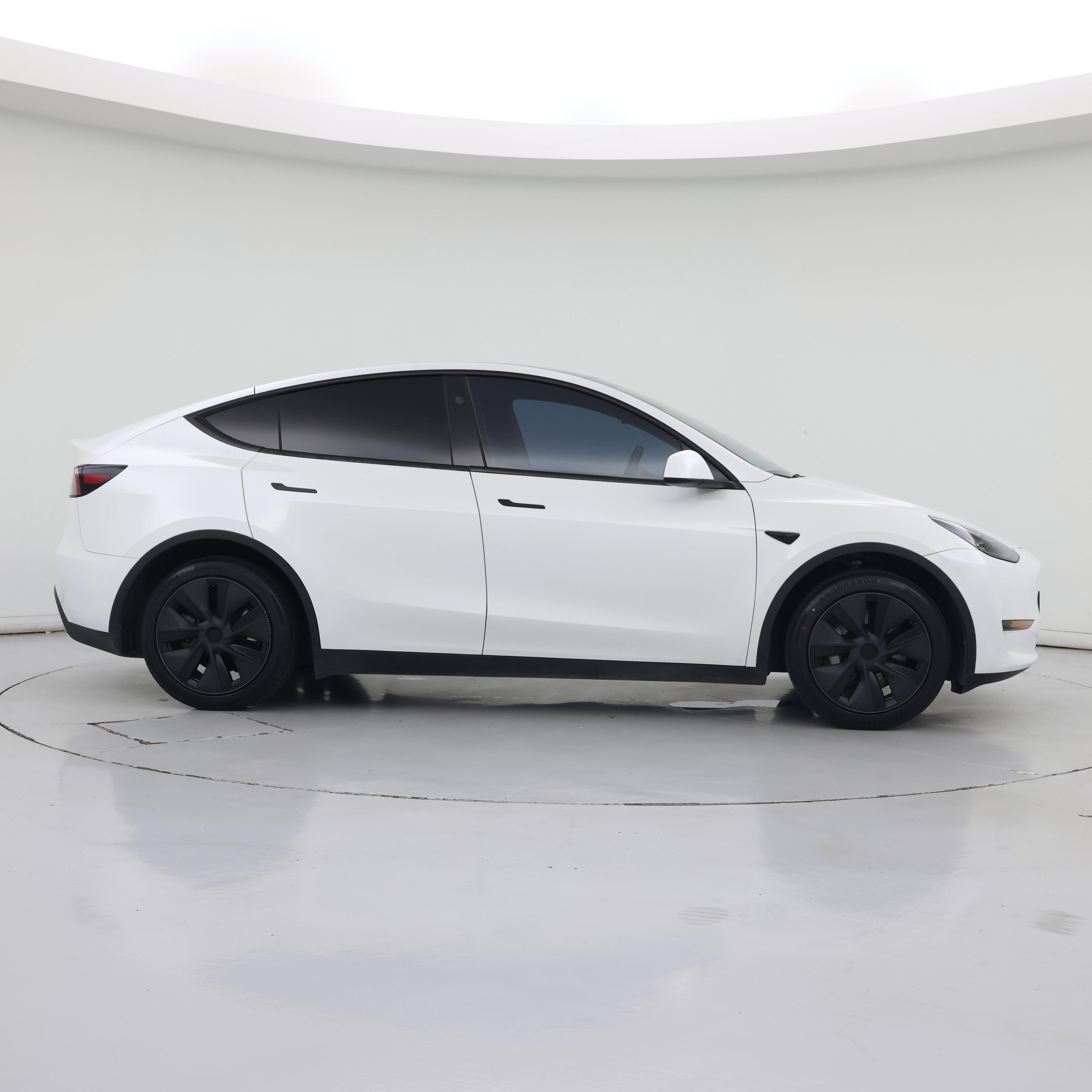 Thumbnail: 2024 Tesla Model Y - 7