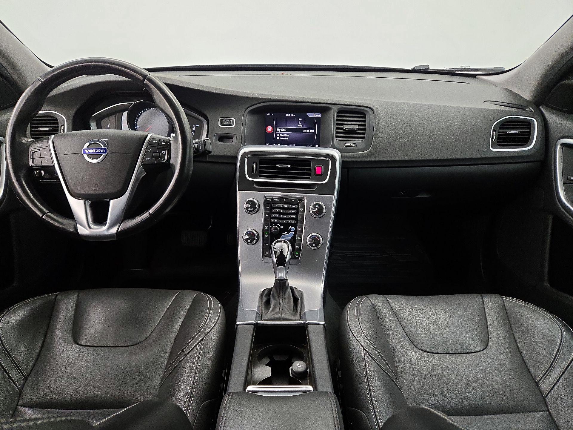 Thumbnail: 2018 Volvo S60 - 9