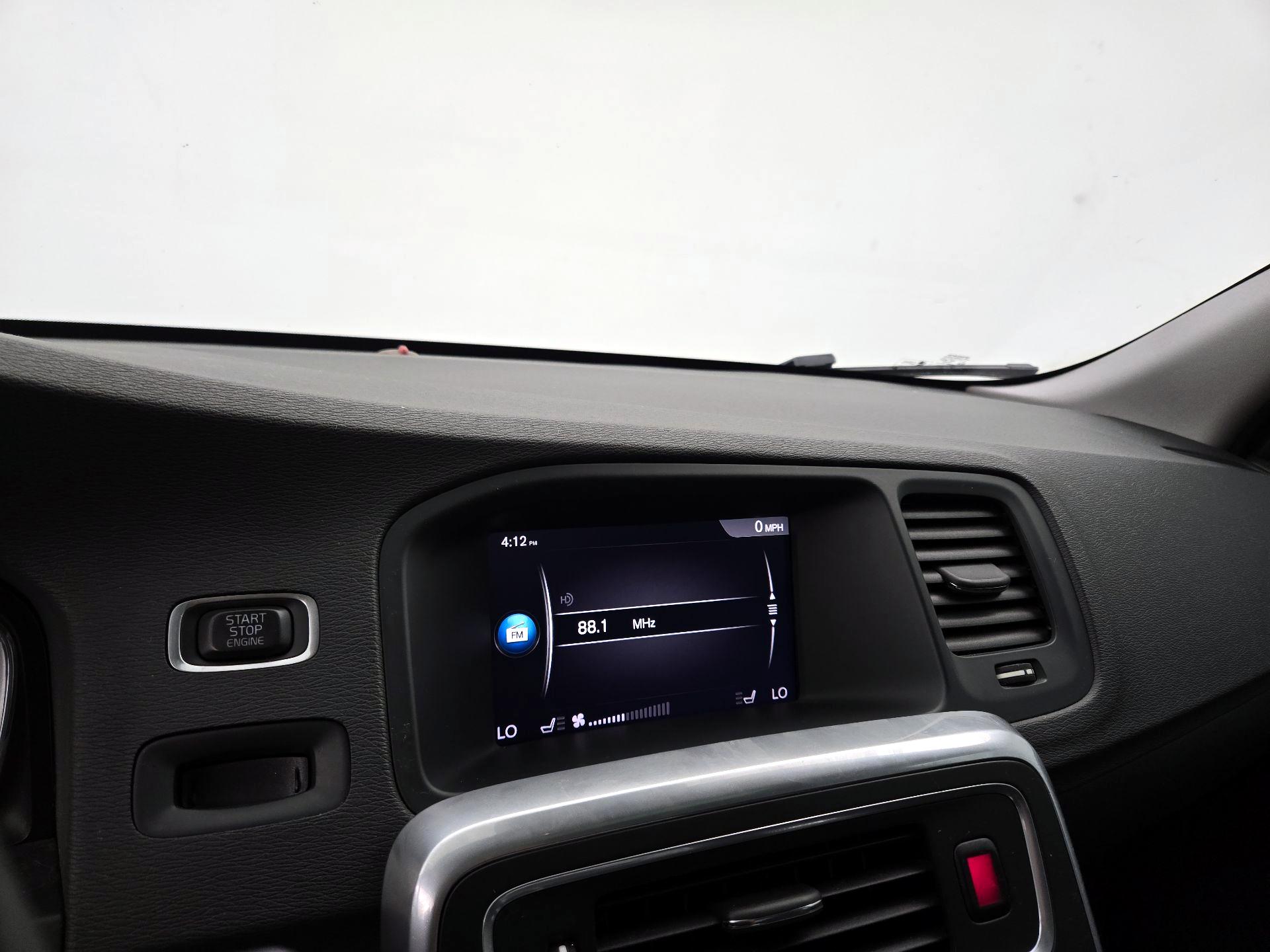 Thumbnail: 2018 Volvo S60 - 16