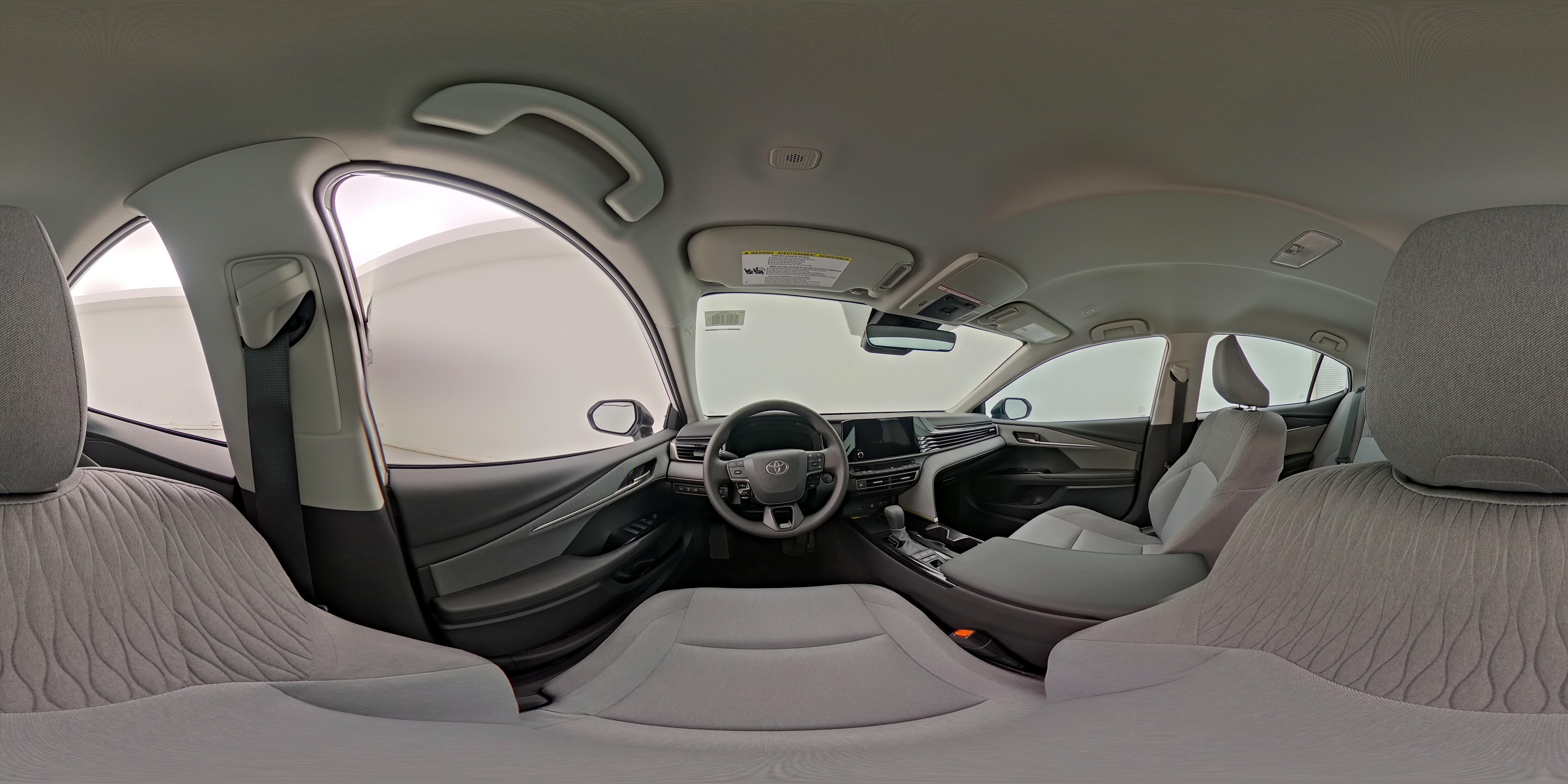 2025 Toyota Camry LE - Photo 17
