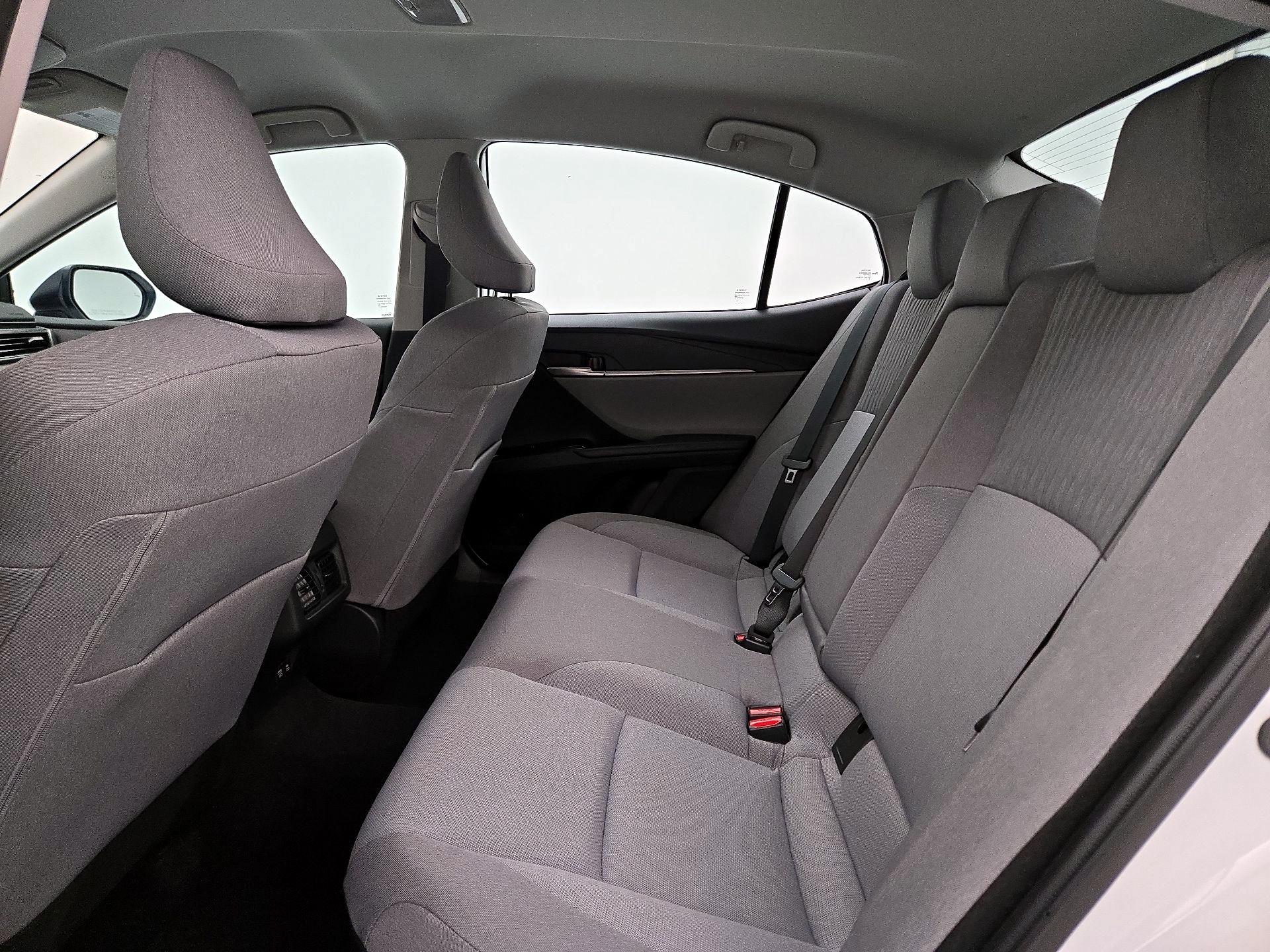 Thumbnail: 2025 Toyota Camry - 19