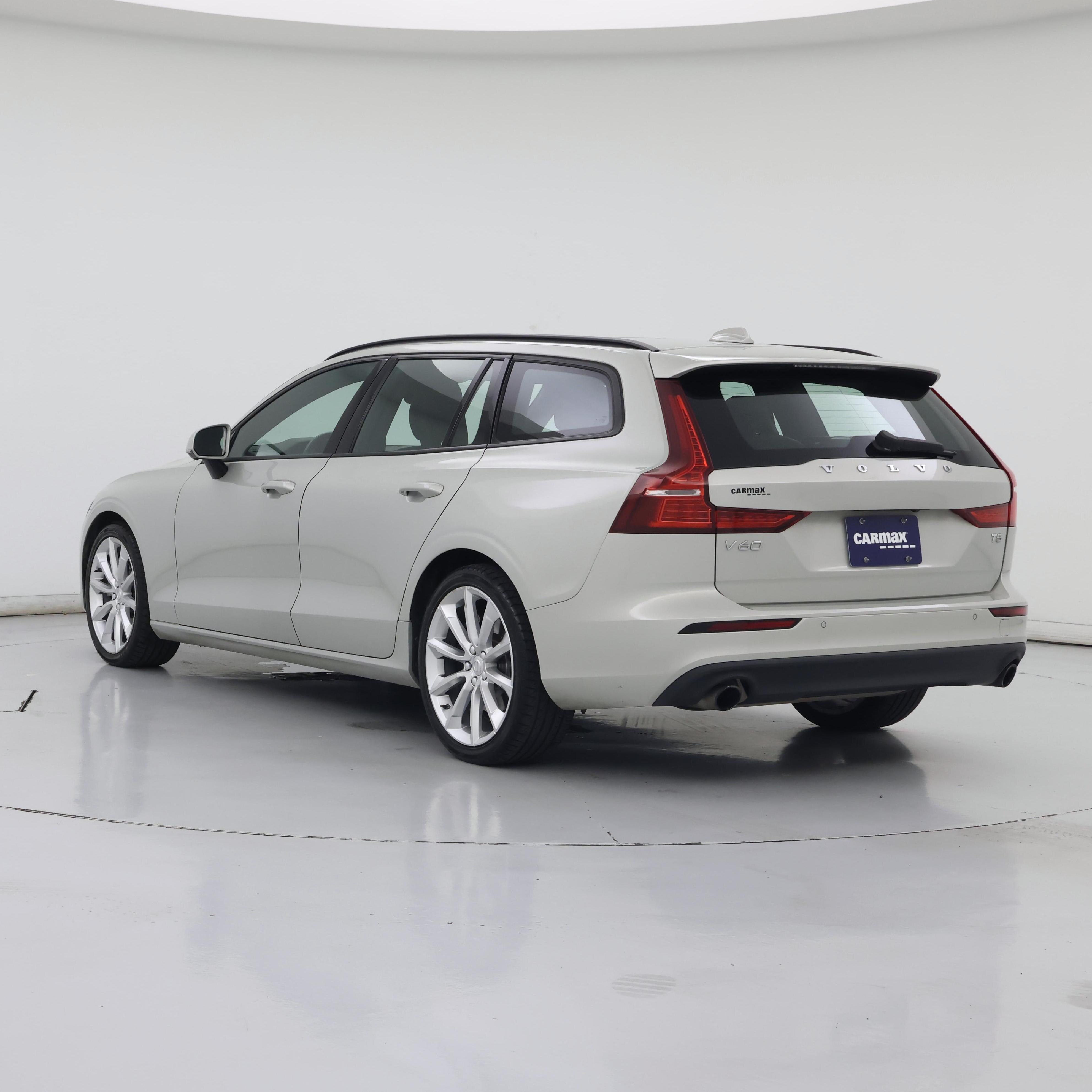 Thumbnail: 2020 Volvo V60 - 2
