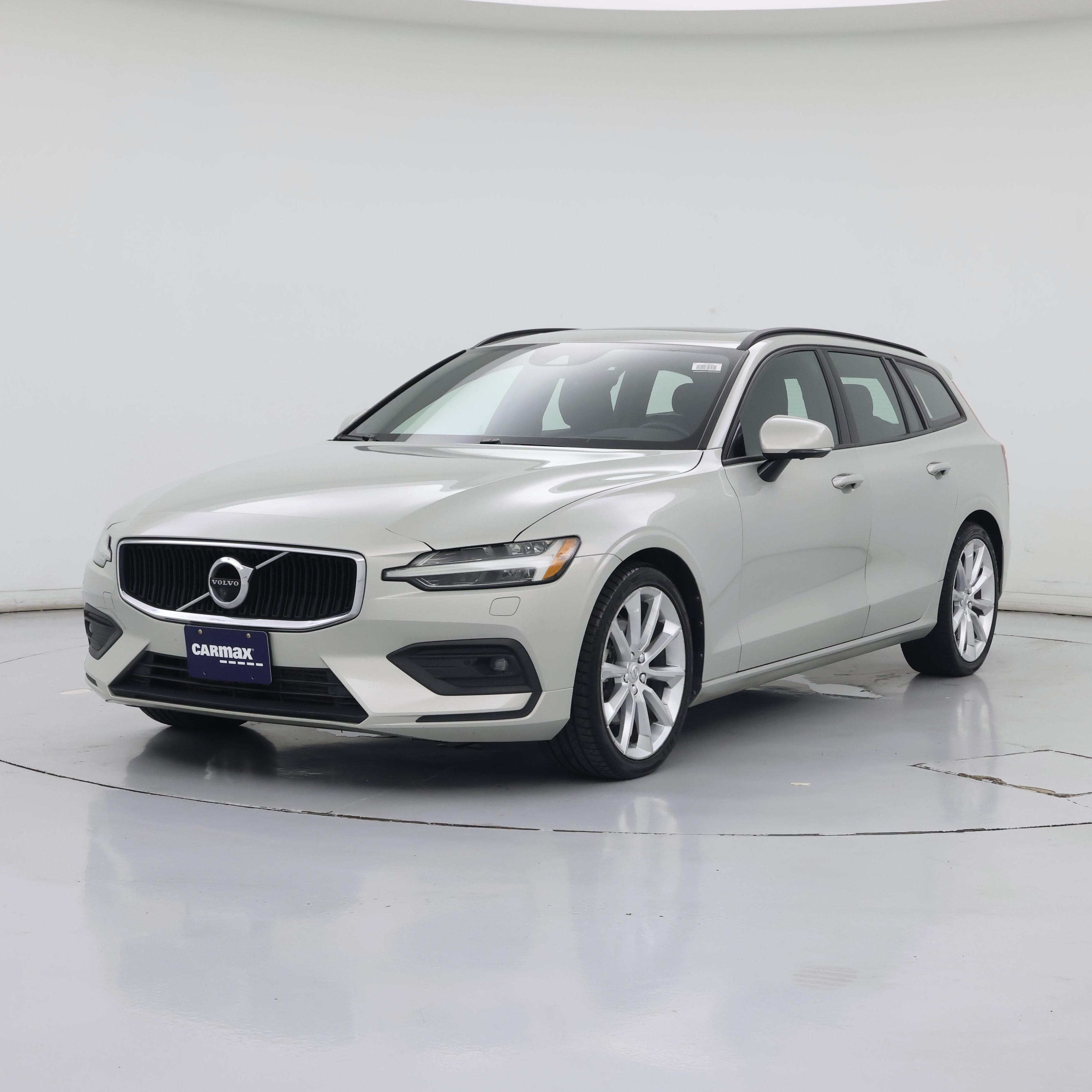 Thumbnail: 2020 Volvo V60 - 4