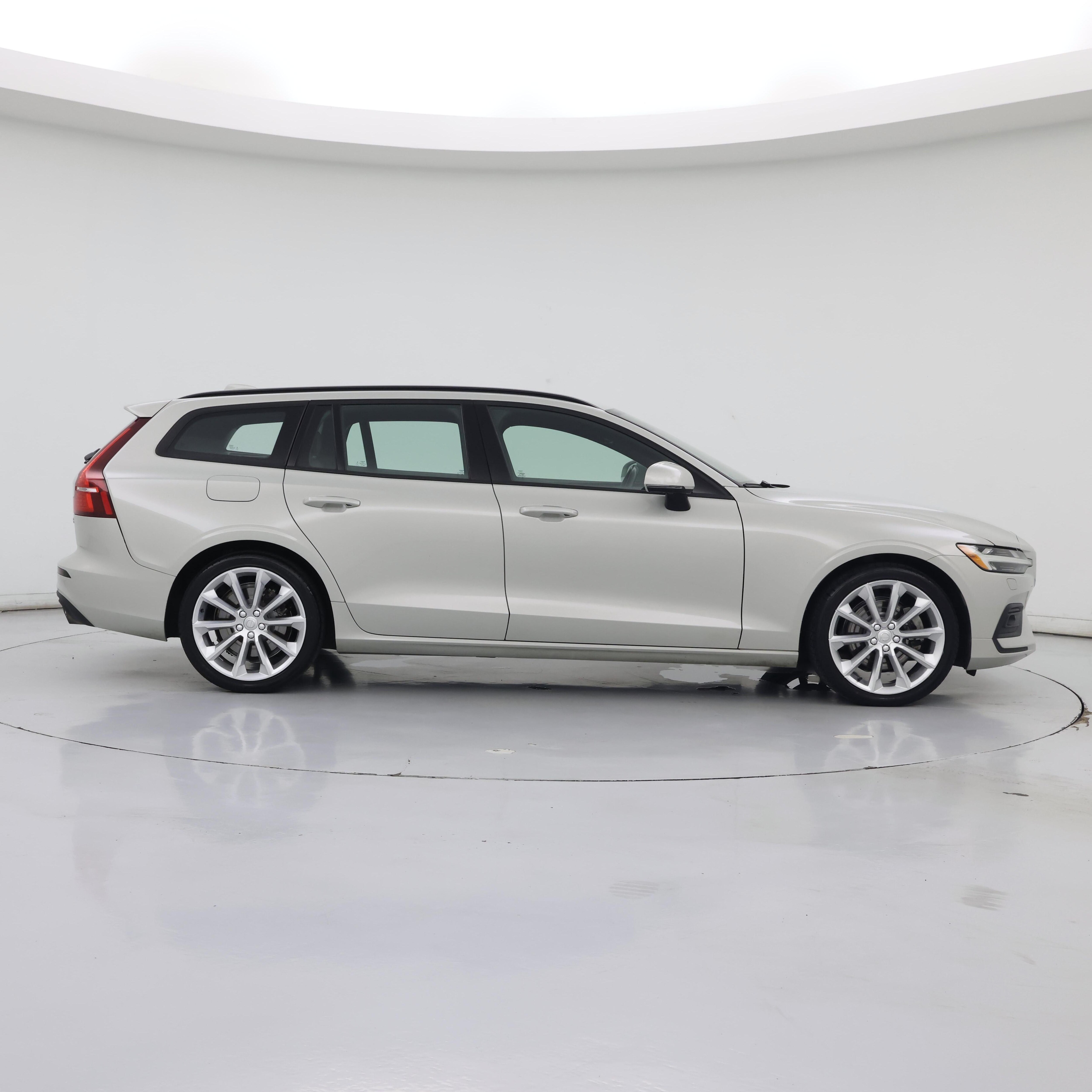 Thumbnail: 2020 Volvo V60 - 7