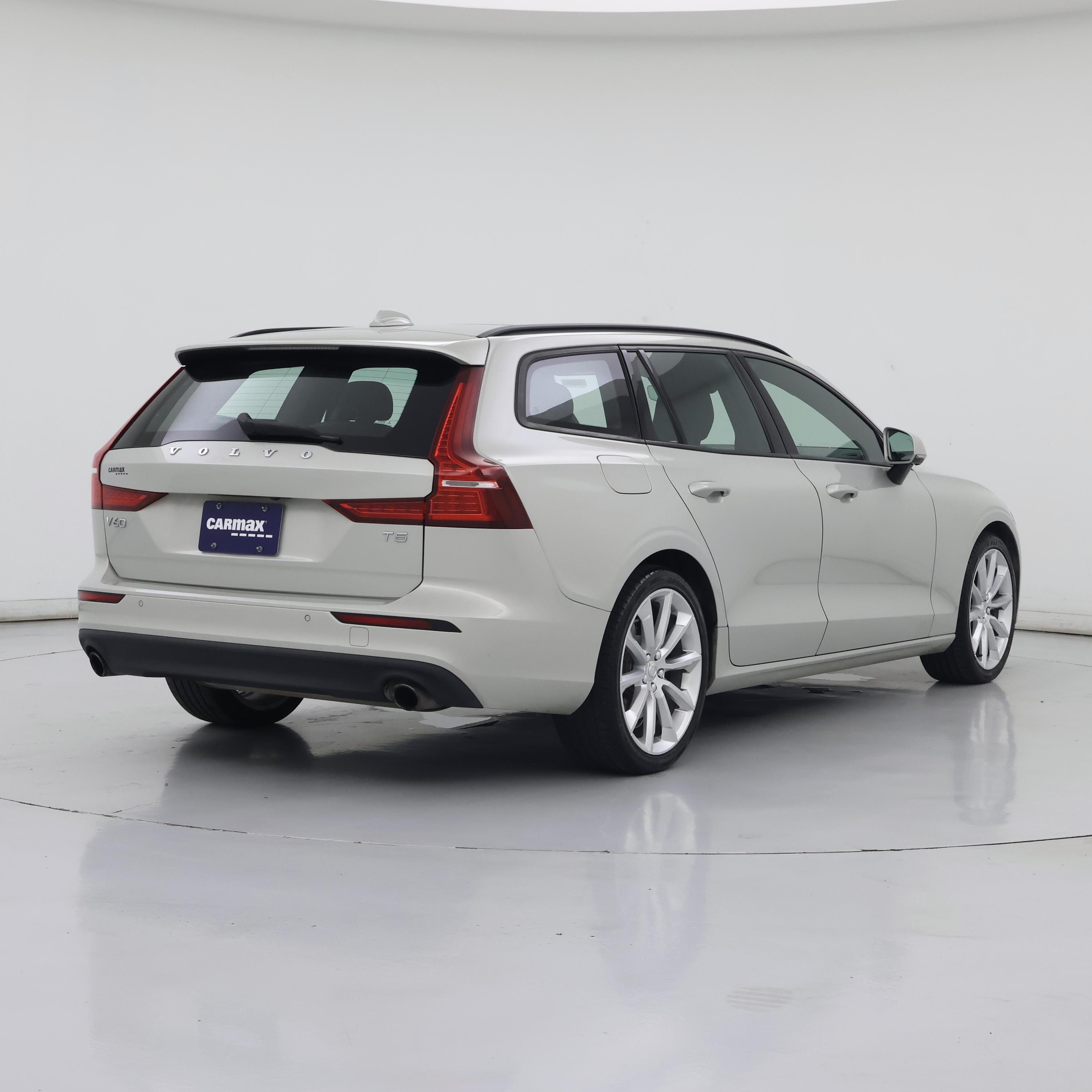 Thumbnail: 2020 Volvo V60 - 8