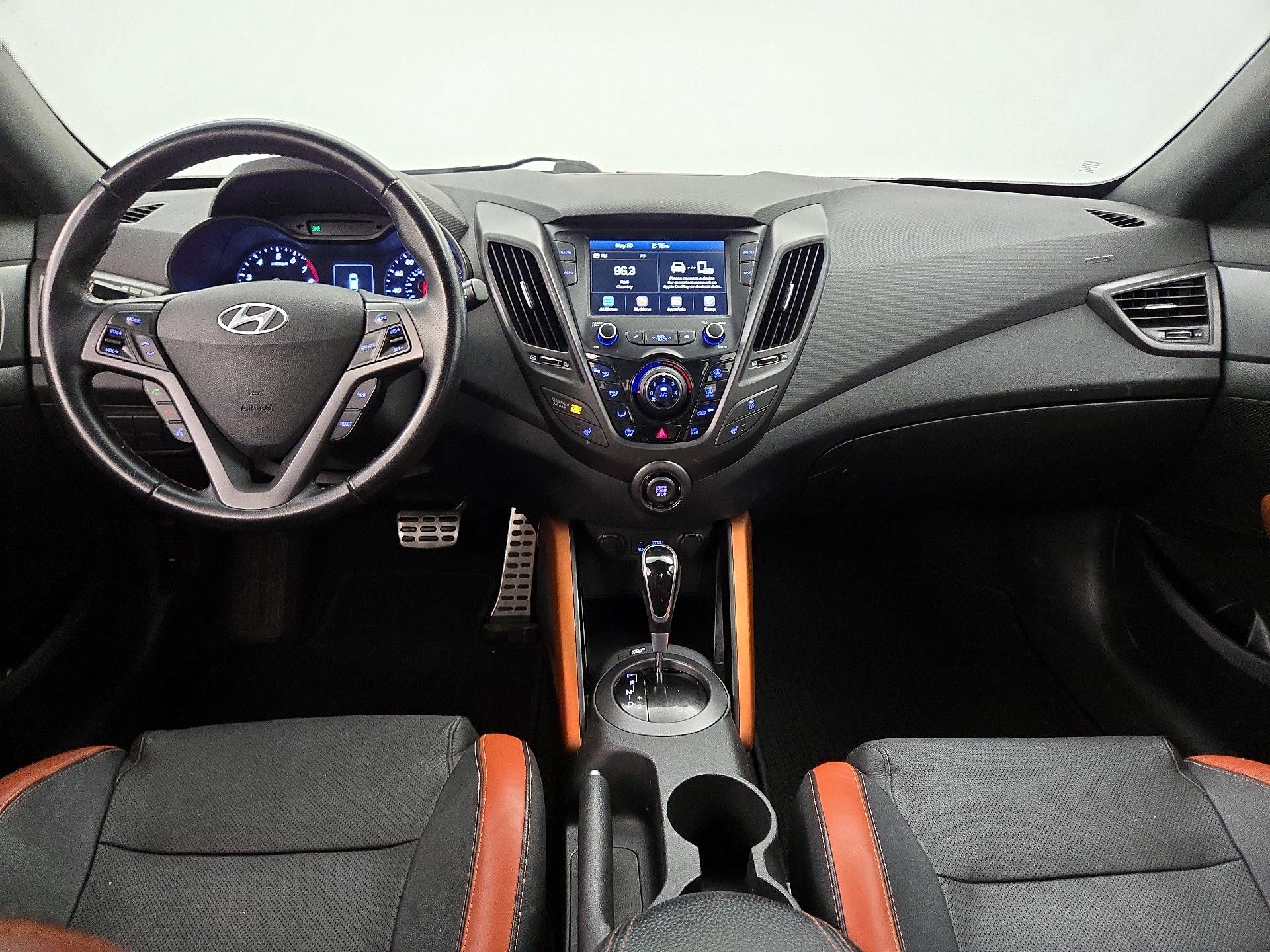 Thumbnail: 2017 Hyundai Veloster - 9