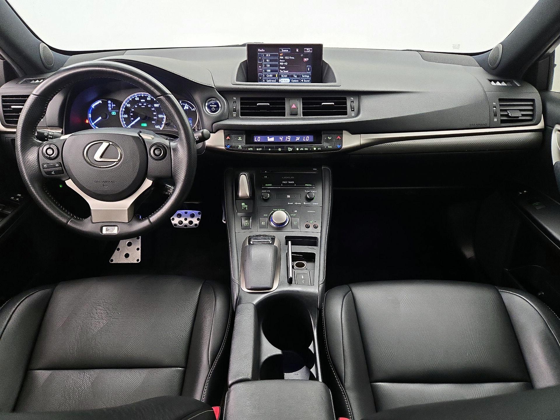 Thumbnail: 2015 Lexus CT - 9