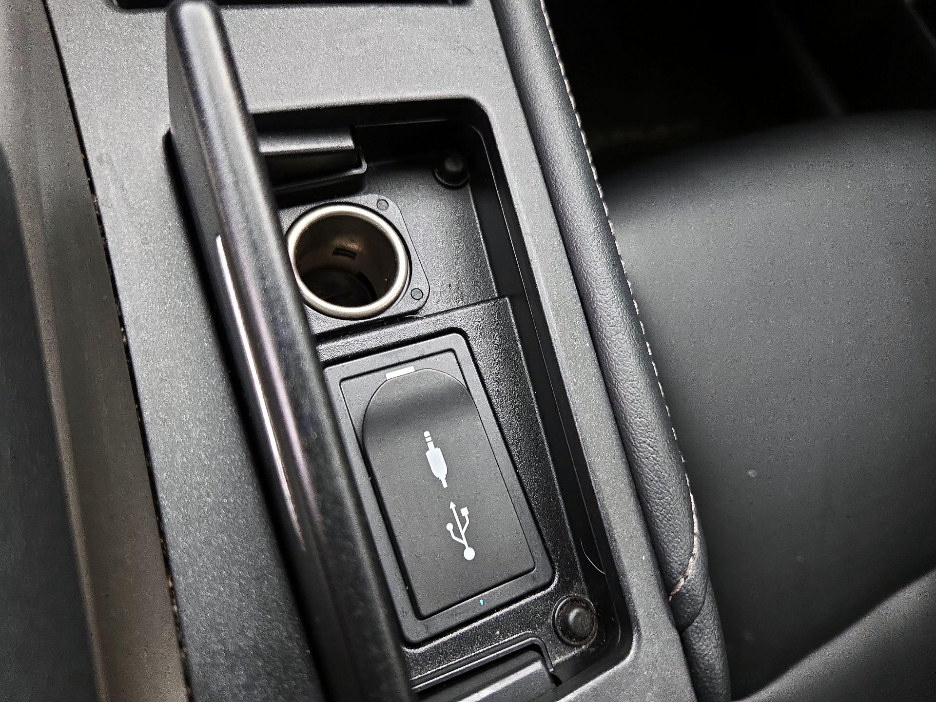 Thumbnail: 2015 Lexus CT - 18