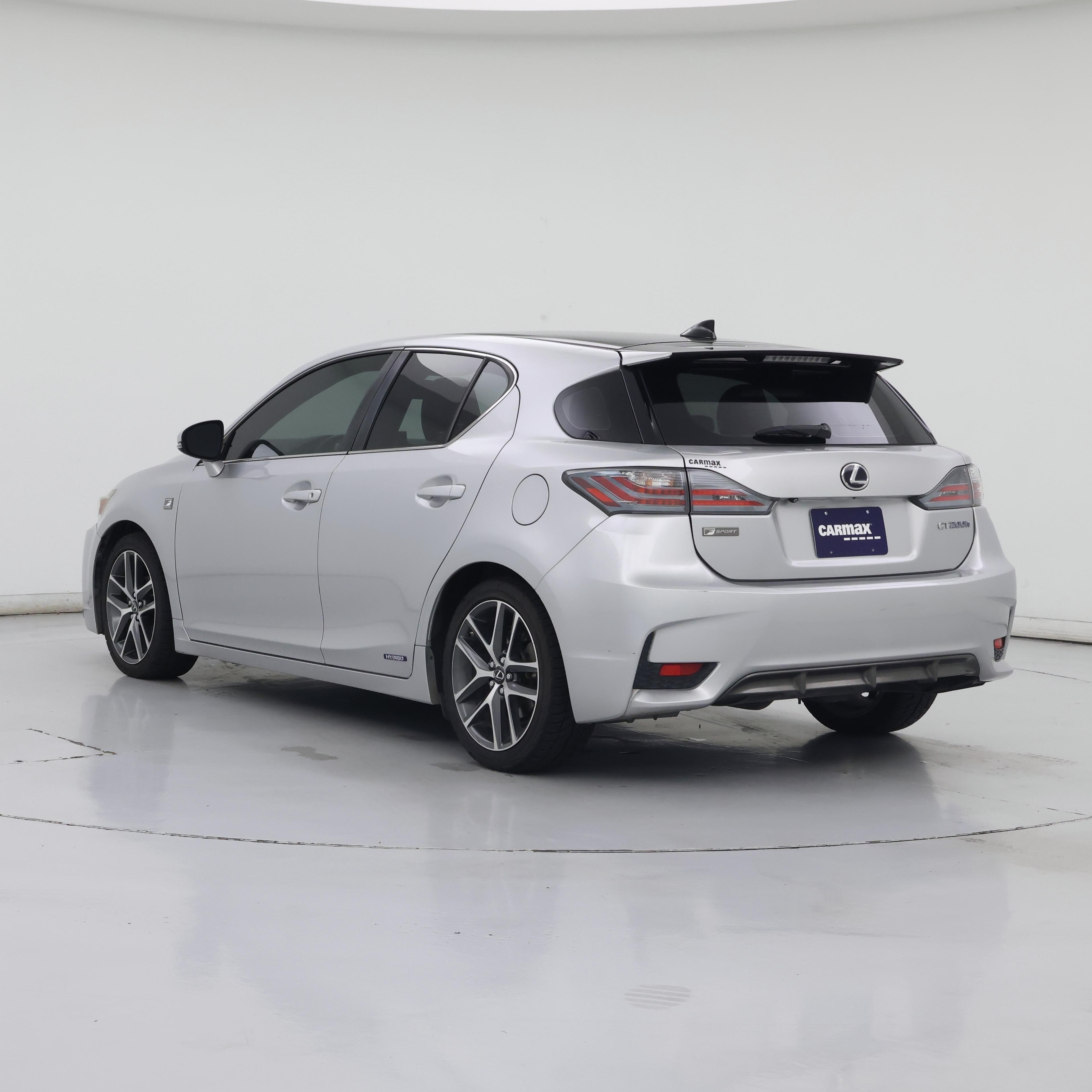 Thumbnail: 2015 Lexus CT - 2