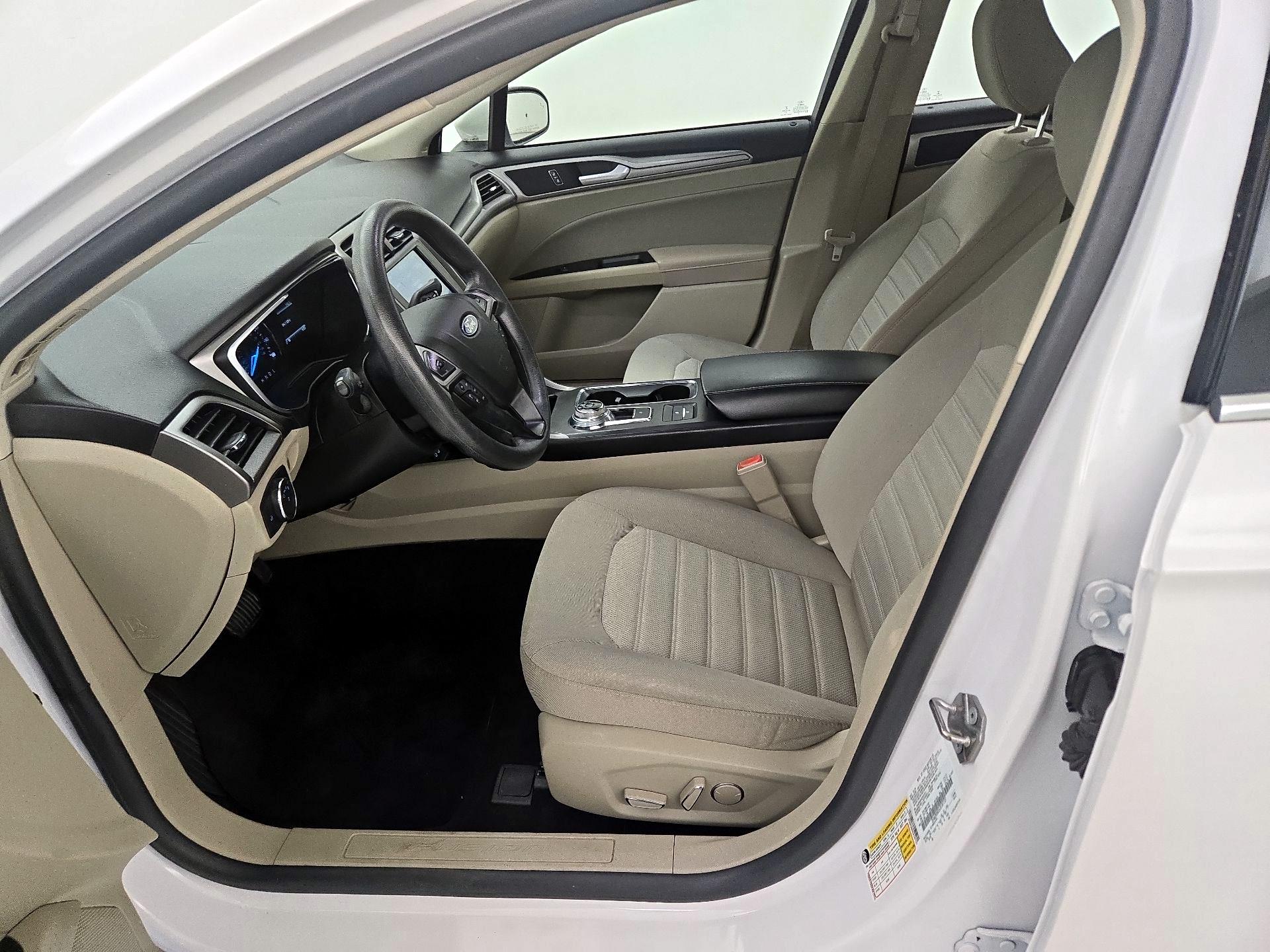 Thumbnail: 2020 Ford Fusion - 11