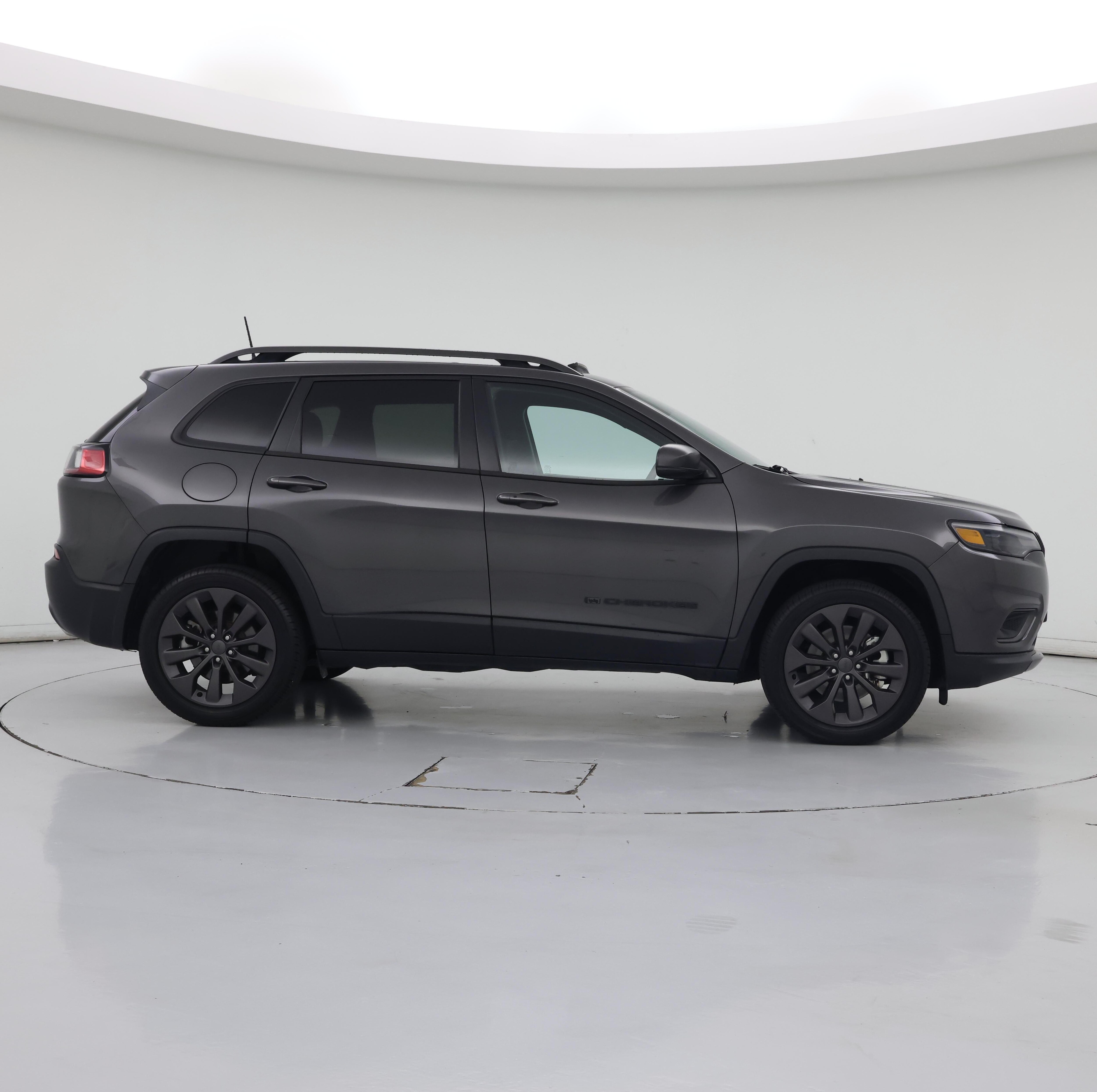 Thumbnail: 2021 Jeep Cherokee - 7