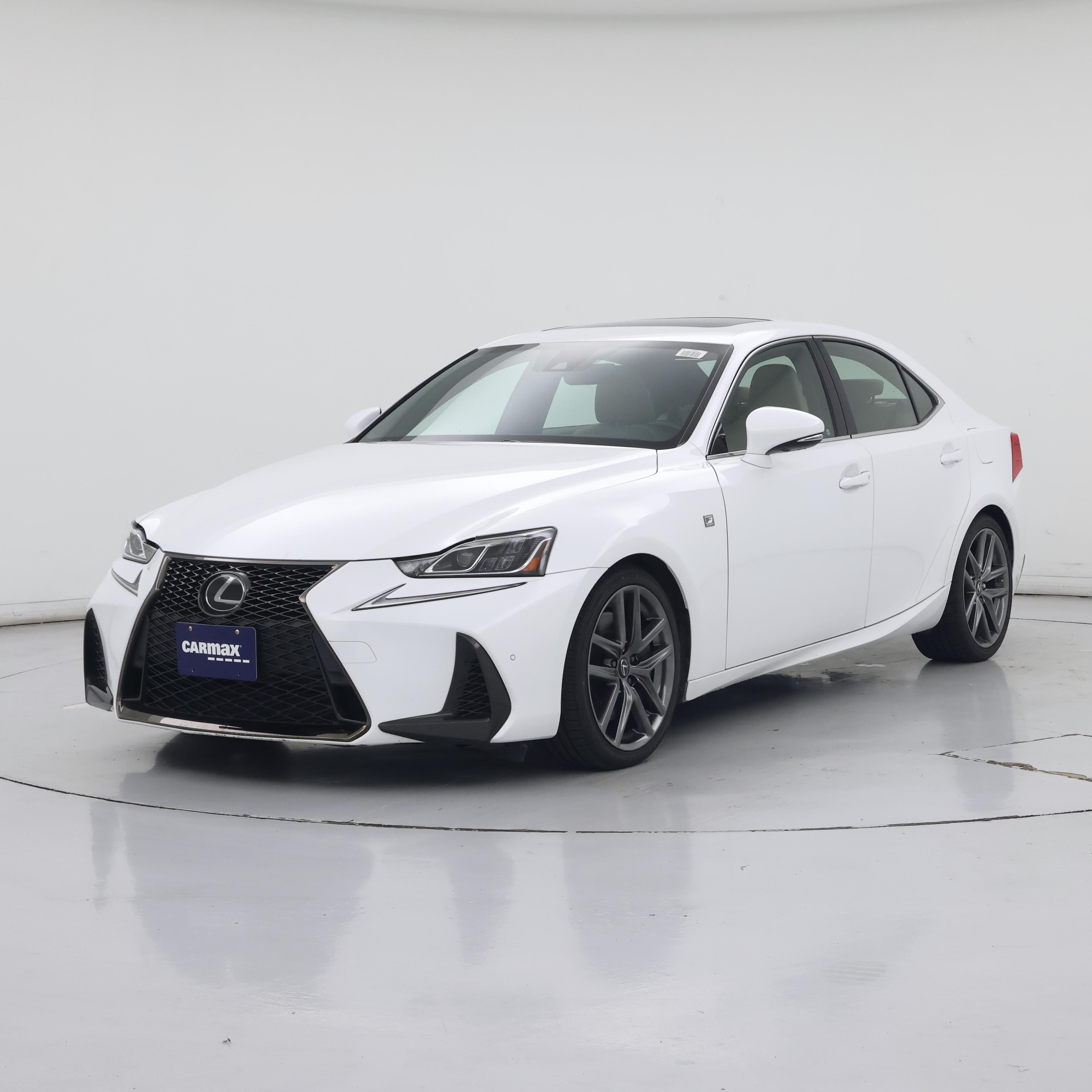 Thumbnail: 2019 Lexus IS - 4