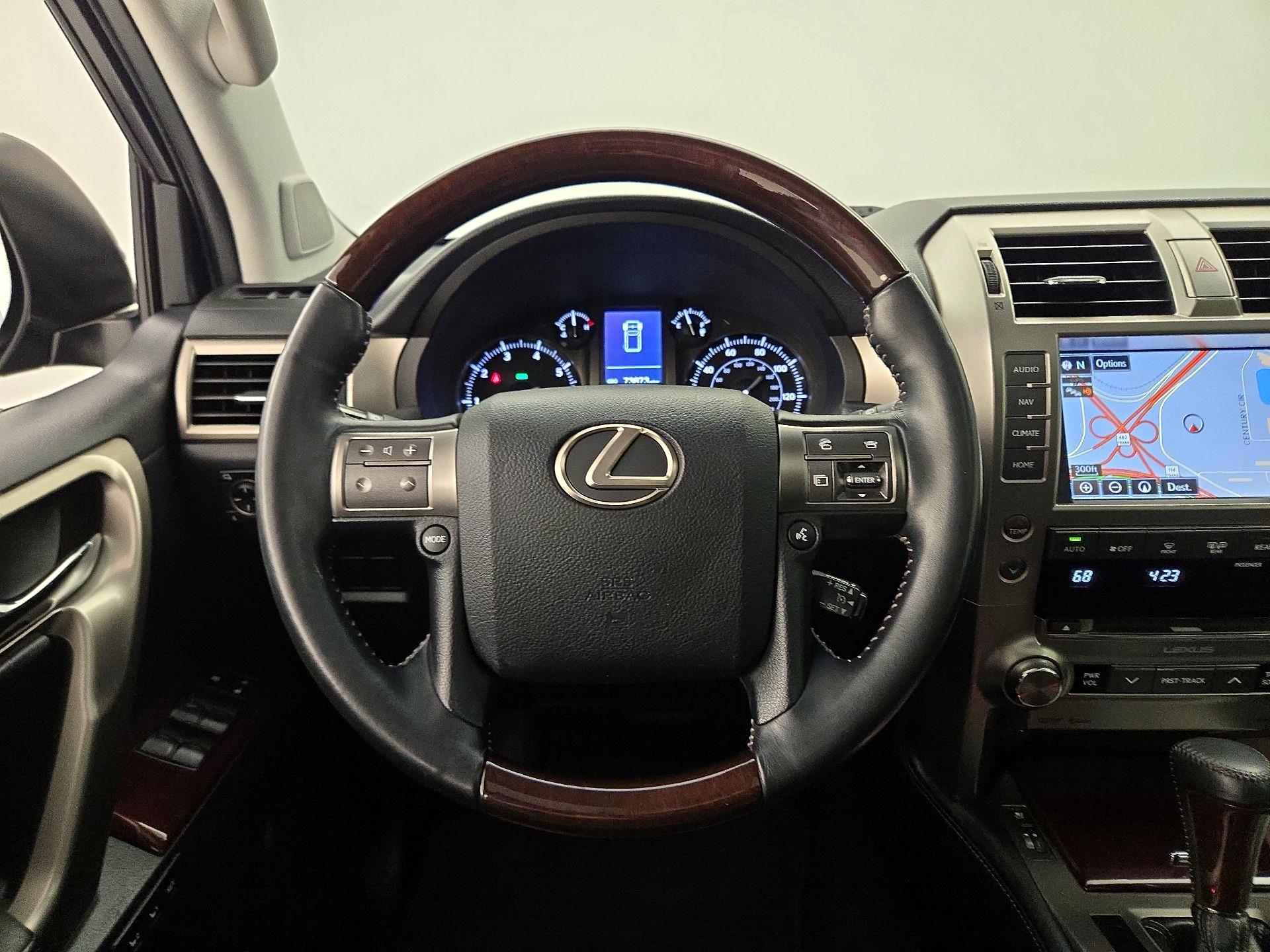 Thumbnail: 2019 Lexus GX - 10