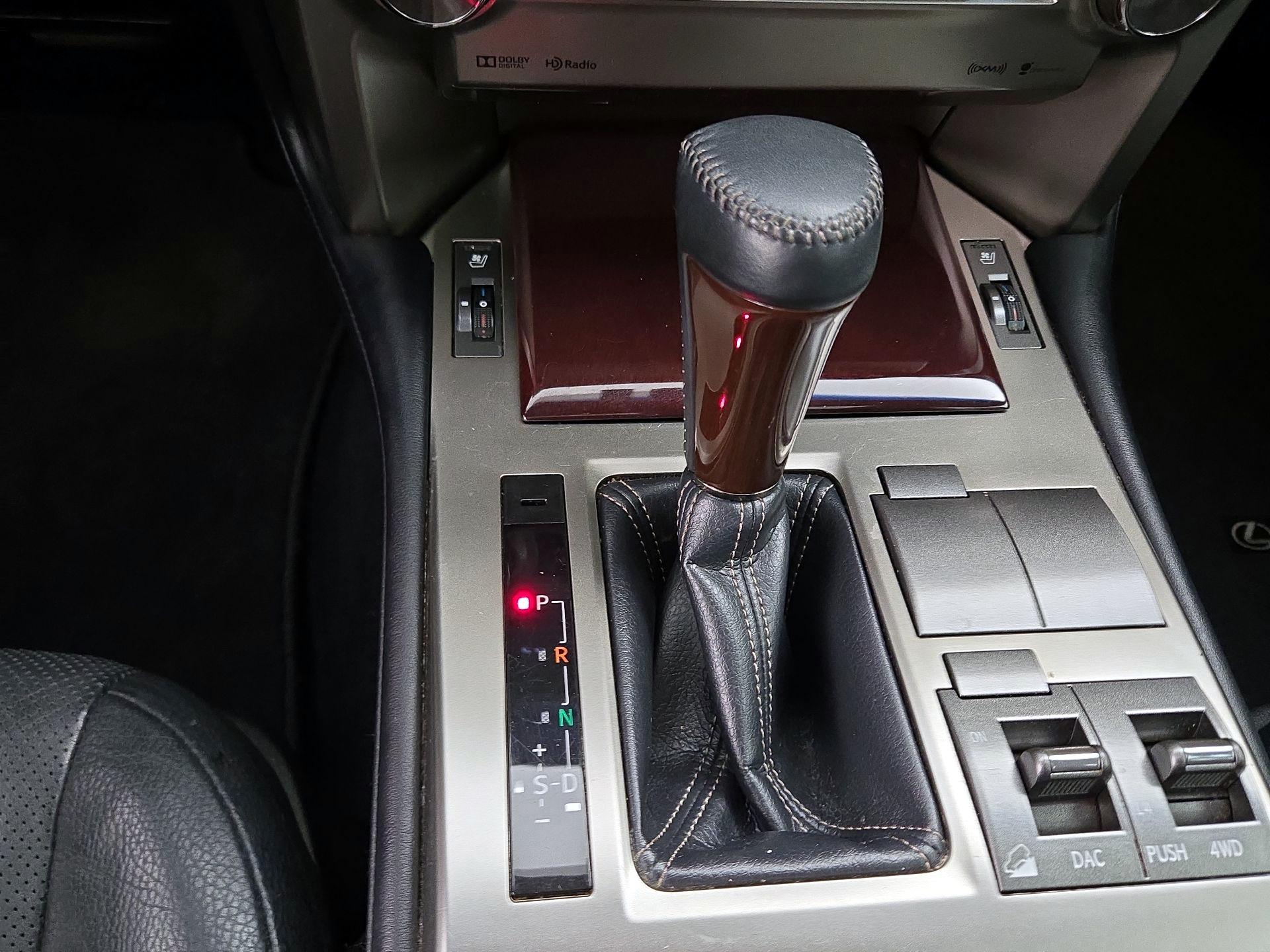 Thumbnail: 2019 Lexus GX - 18
