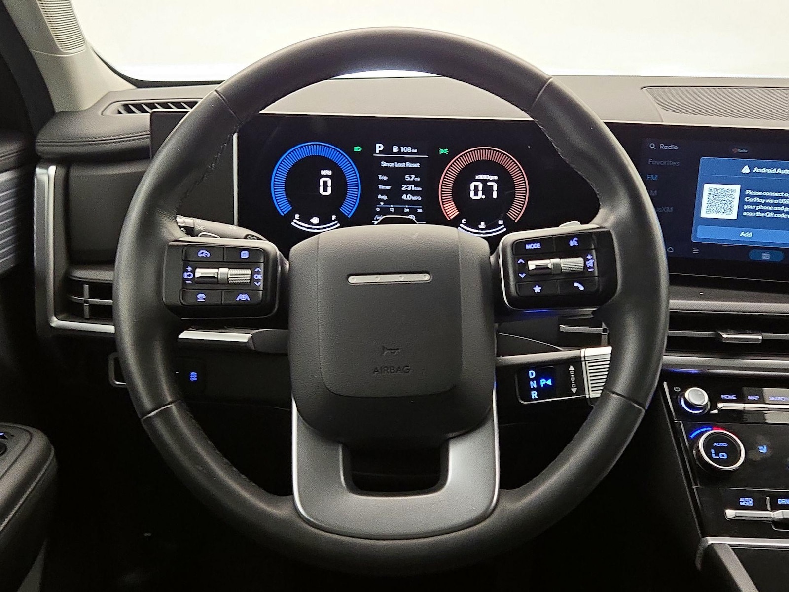 2025 Hyundai Santa Fe SEL - Photo 11